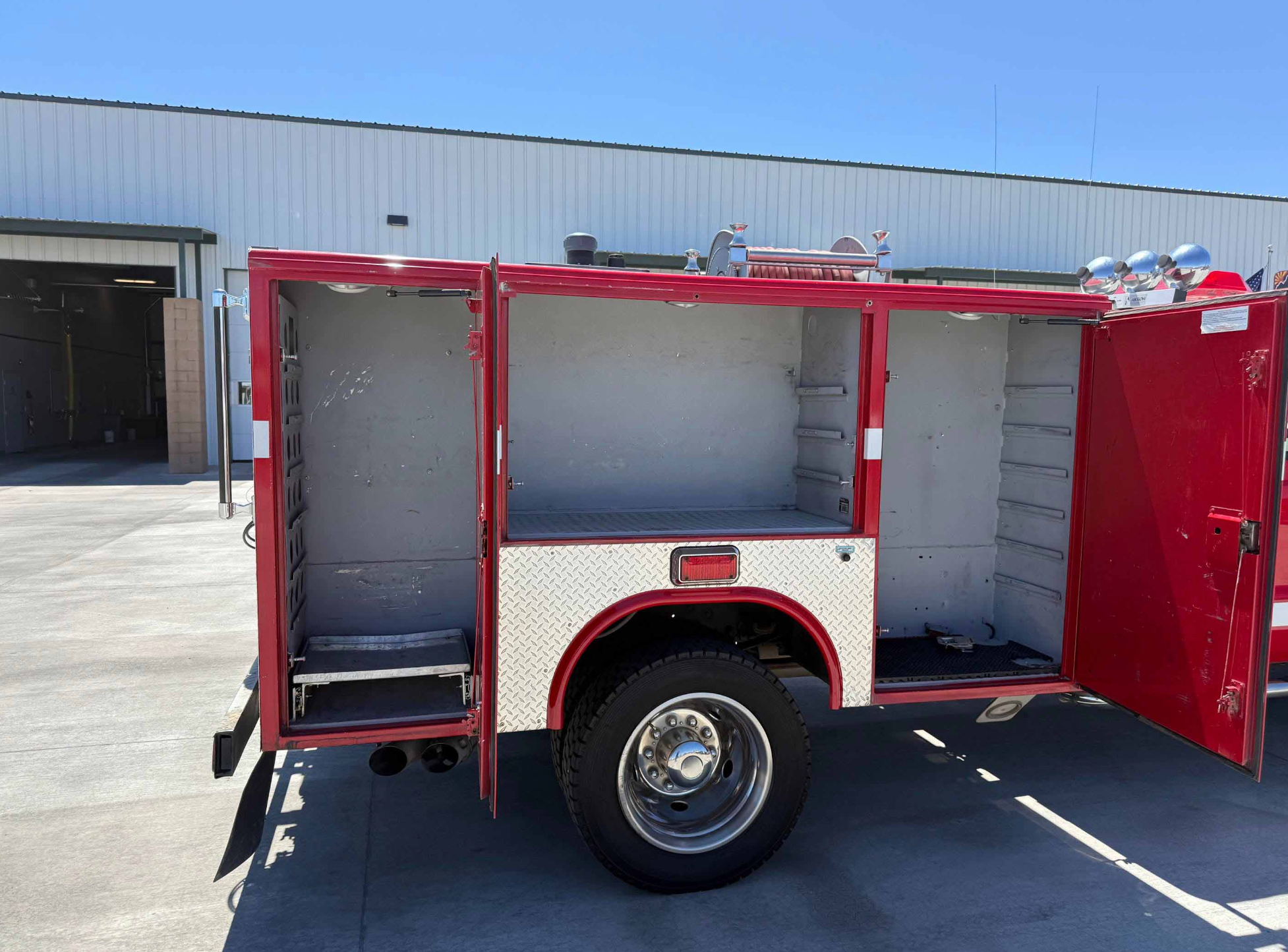 2008 Fouts Brothers Ford 4x4 Mini Pumper - image 4