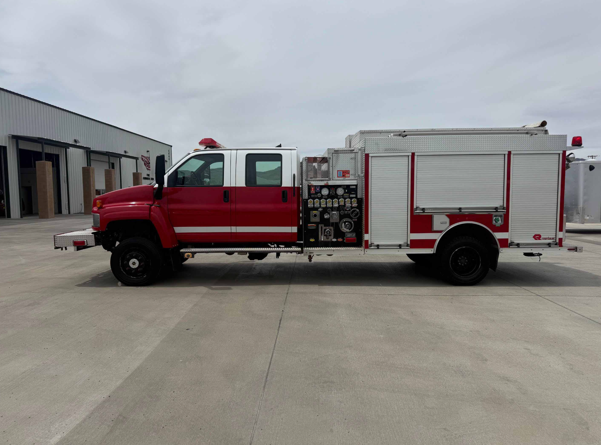 2008 Central States GMC 4x4 Mini Pumper - image 2