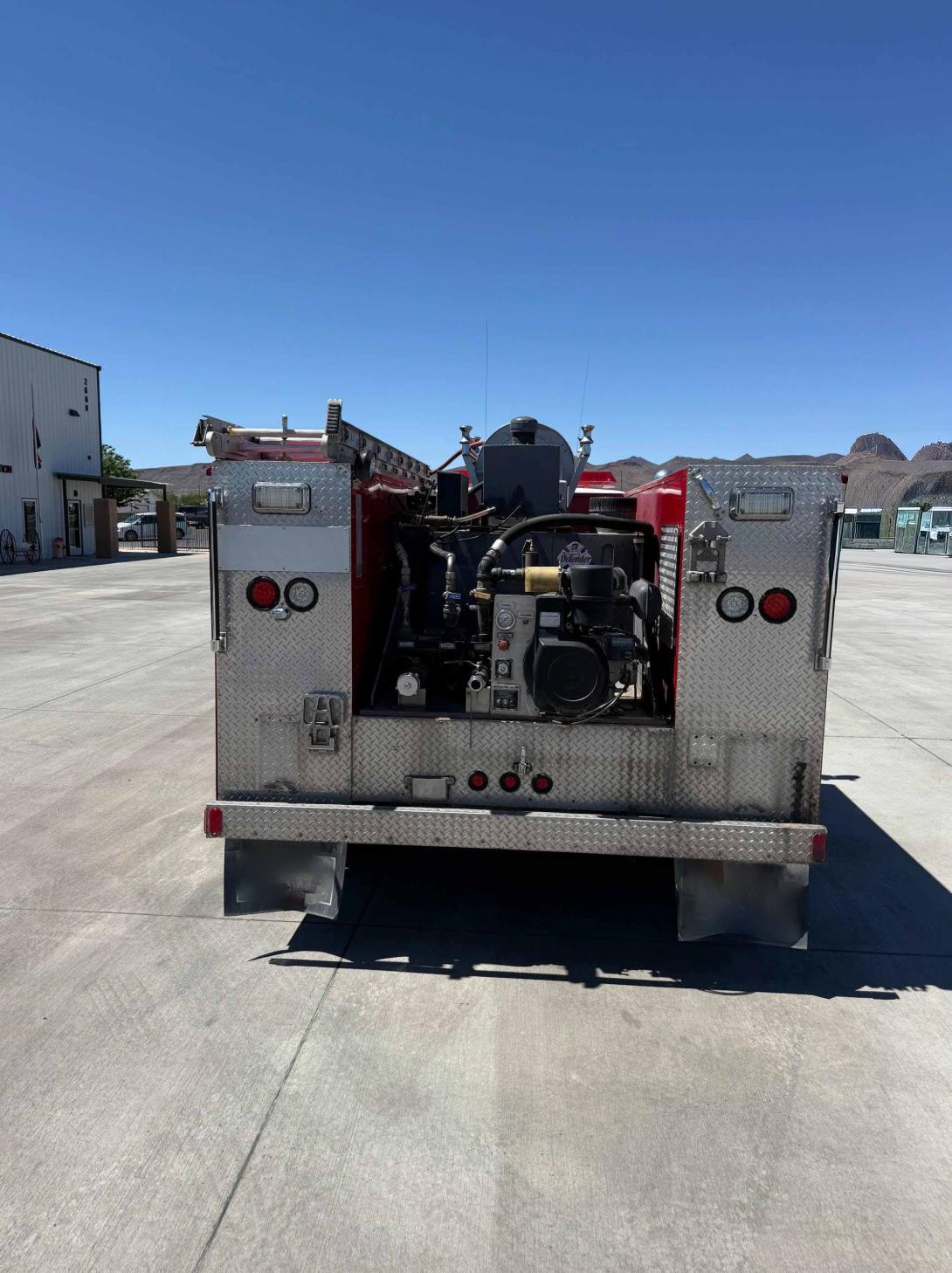 2008 Fouts Brothers Ford 4x4 Mini Pumper - image 3