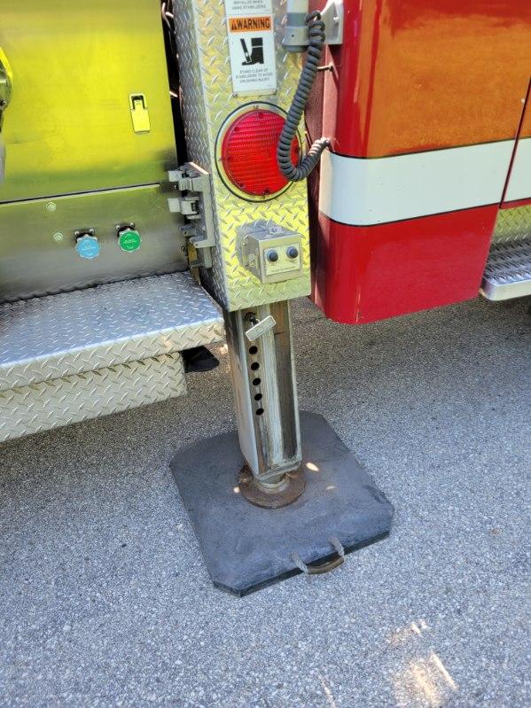2006 Seagrave Concorde 100' Quint - image 54