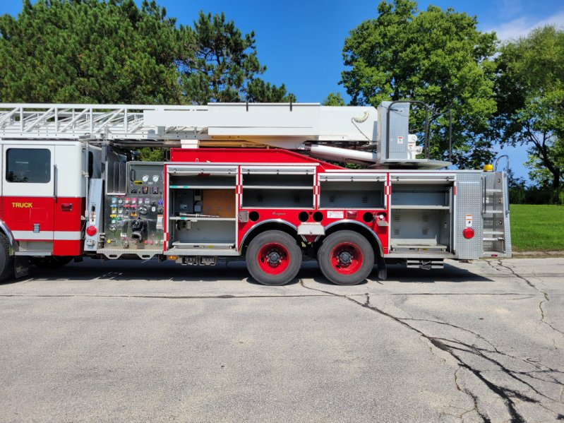 2006 Seagrave Concorde 100' Quint - image 10