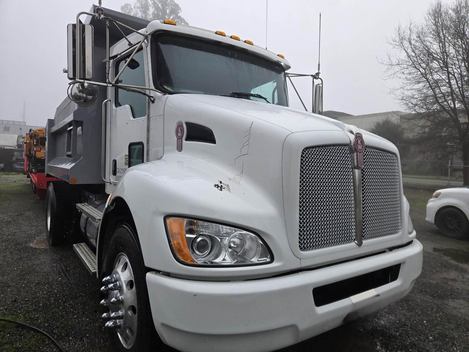 2020 Kenworth T270 Dump Truck - image 6