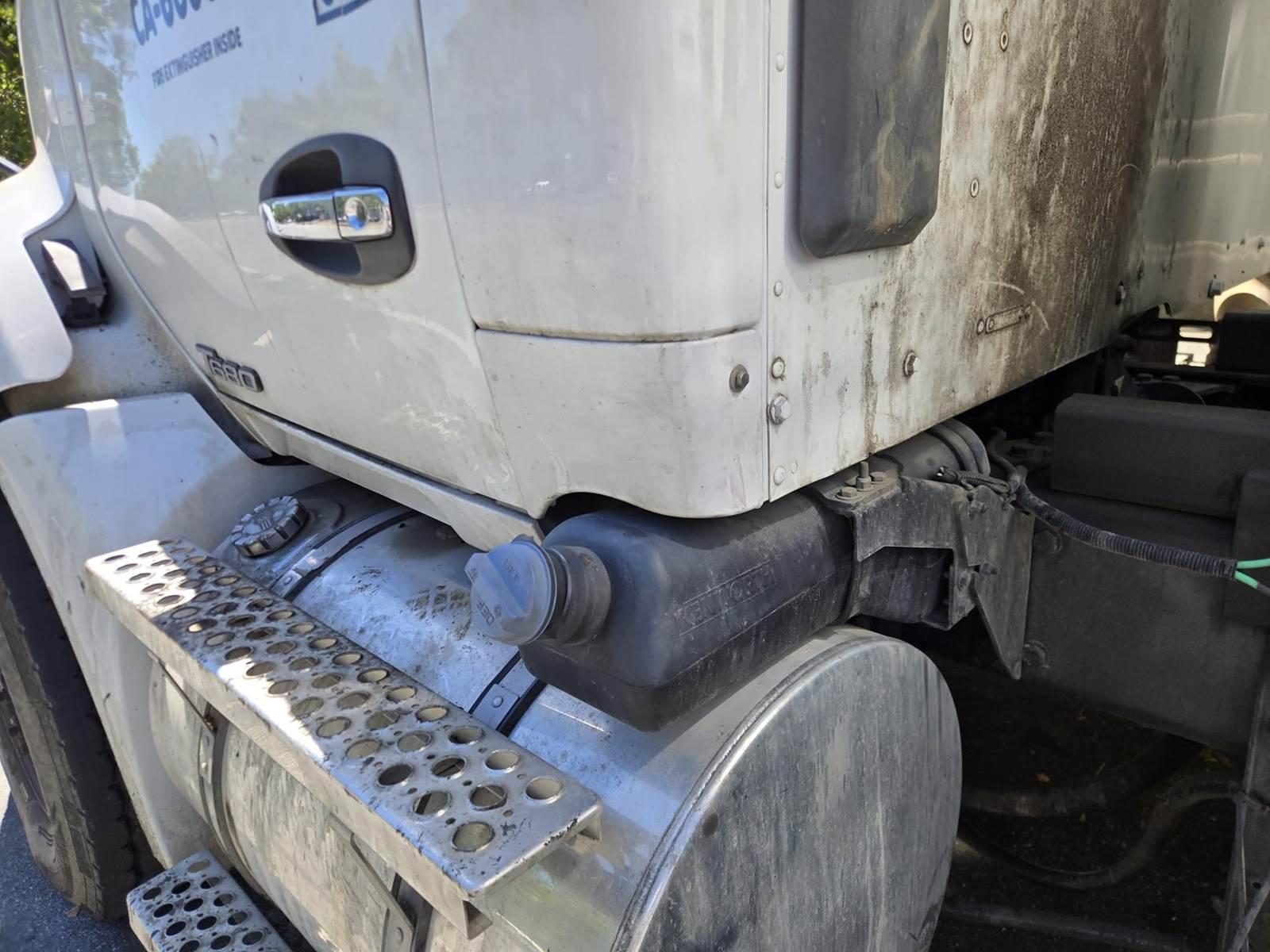 2018 Kenworth T680 Dump Truck - image 25