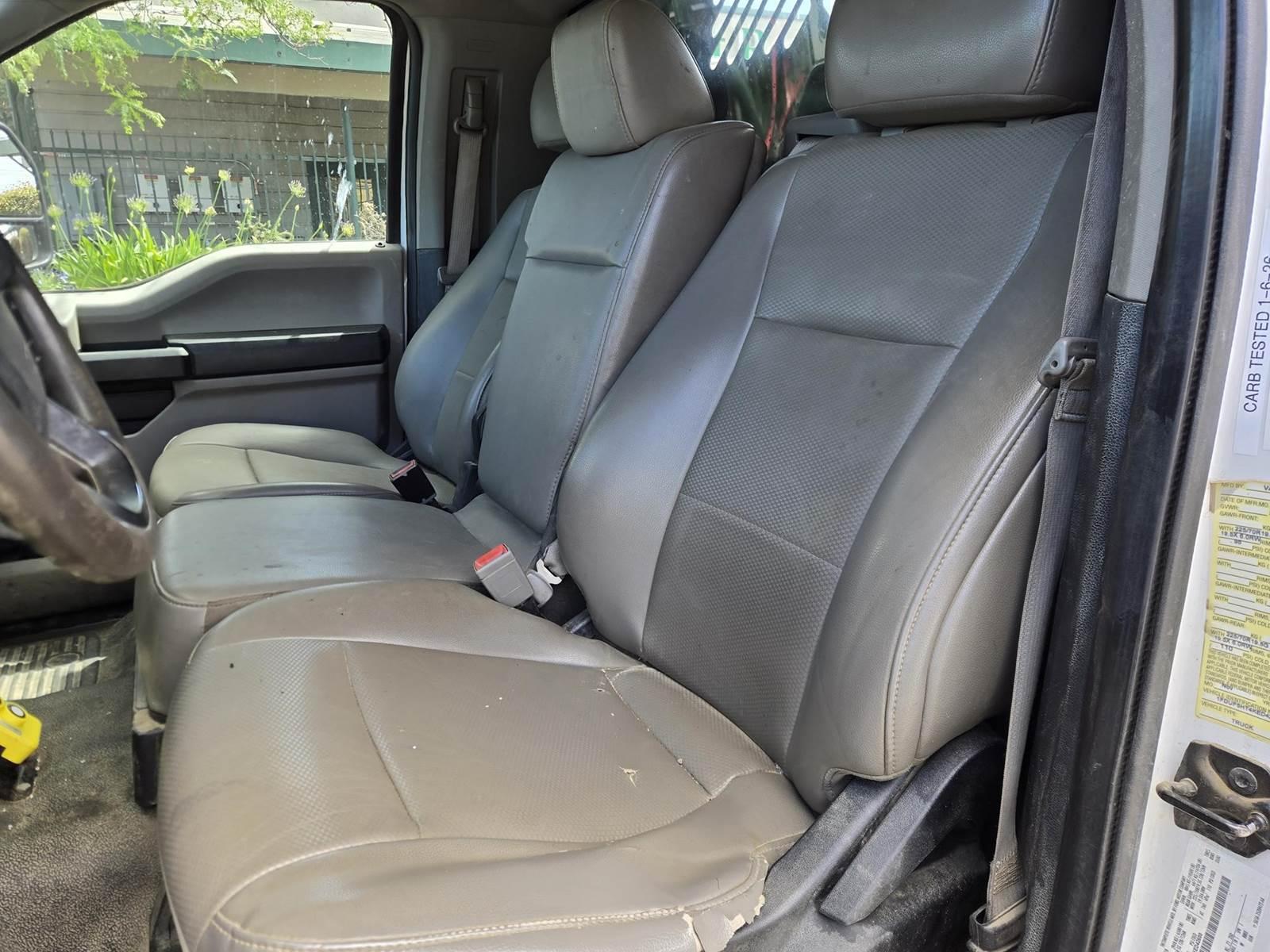 2019 Ford F-550 4x4 Dump Truck - image 21