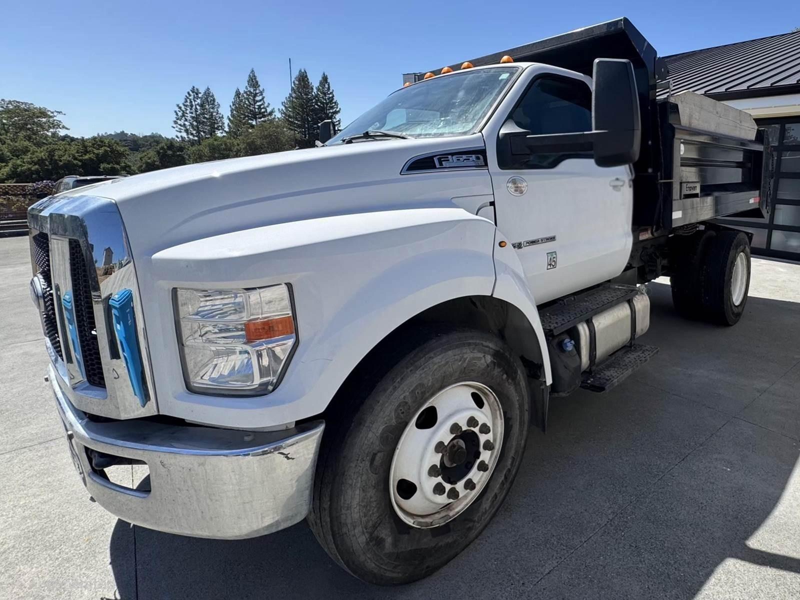 2023 Ford F-650 XL Dump Truck - image 2