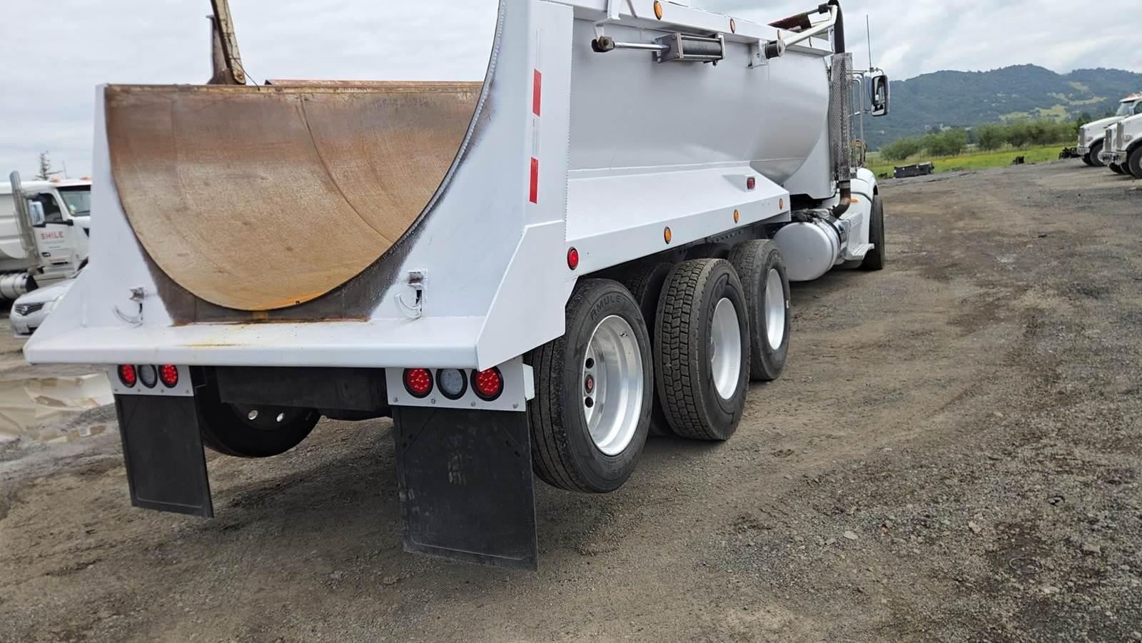 2013 Peterbilt 386 Dump Truck - image 46
