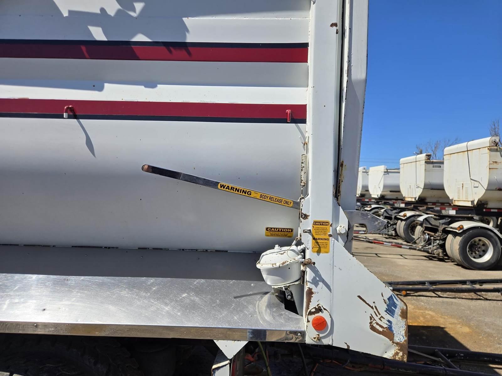2015 Peterbilt 579 Dump Truck - image 44