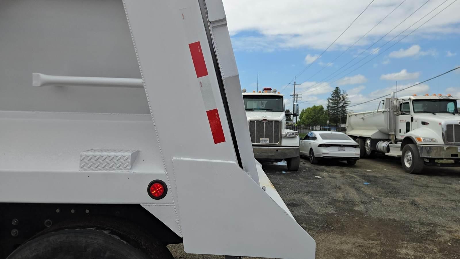 2013 Peterbilt 386 Dump Truck - image 23