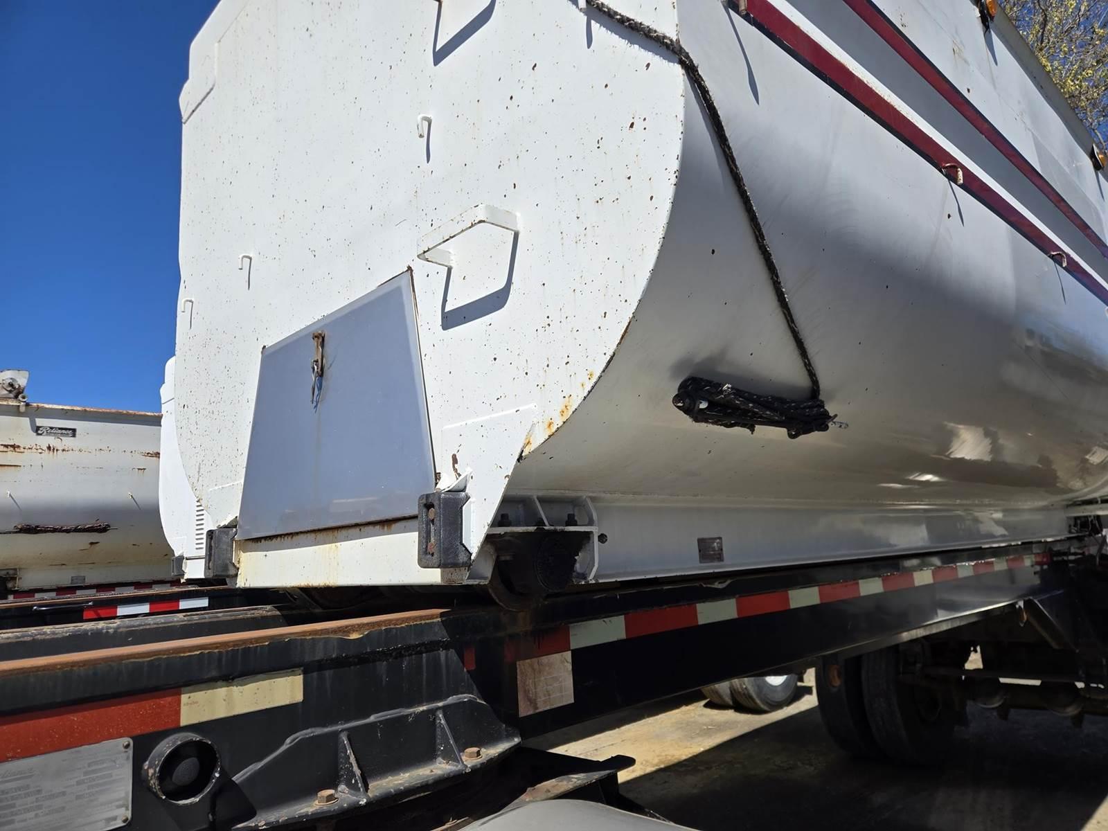 2015 Peterbilt 579 Dump Truck - image 40