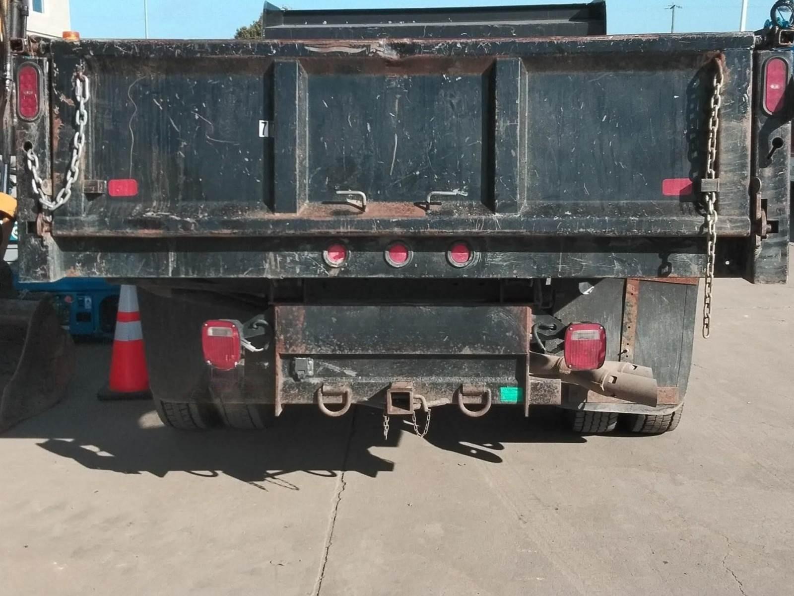 2019 Ford F-550 Dump Truck - image 5