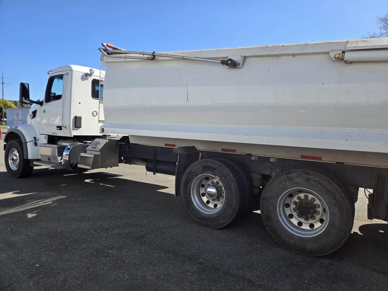 2023 Peterbilt 567 Dump Truck - image 32