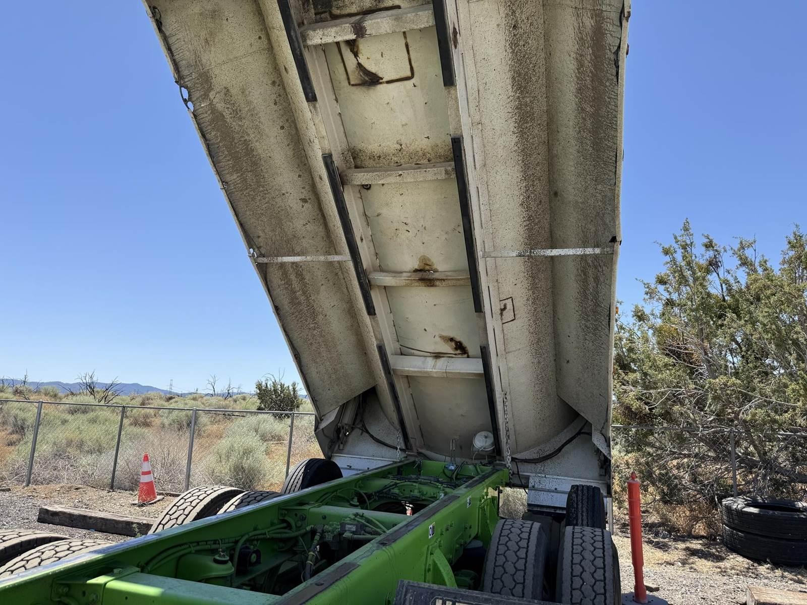 2020 Peterbilt 567 Dump Truck - image 36