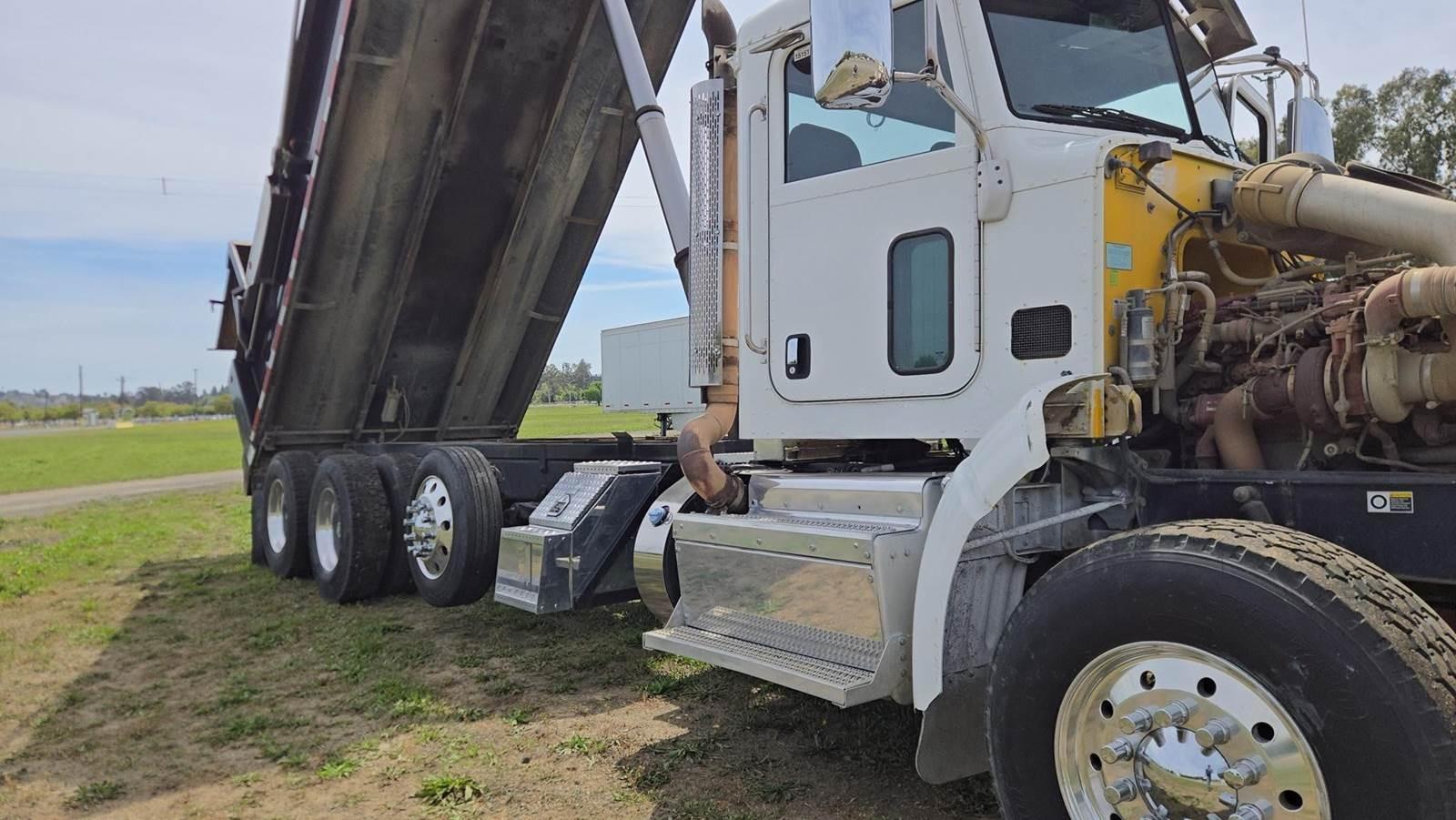 2012 Peterbilt 386 Dump Truck - image 26