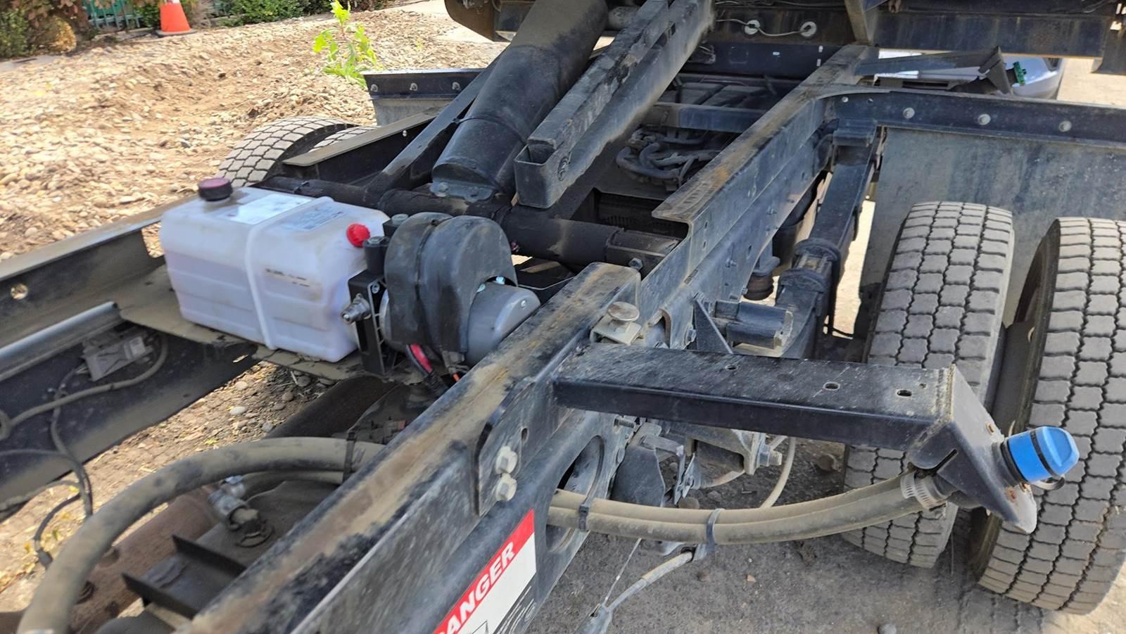2019 Ford F-550 4x4 Dump Truck - image 36