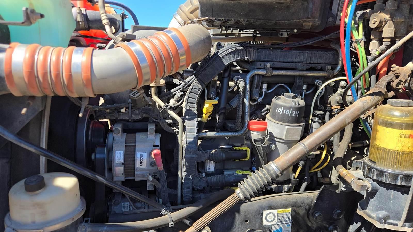 2015 Peterbilt 579 Dump Truck - image 76