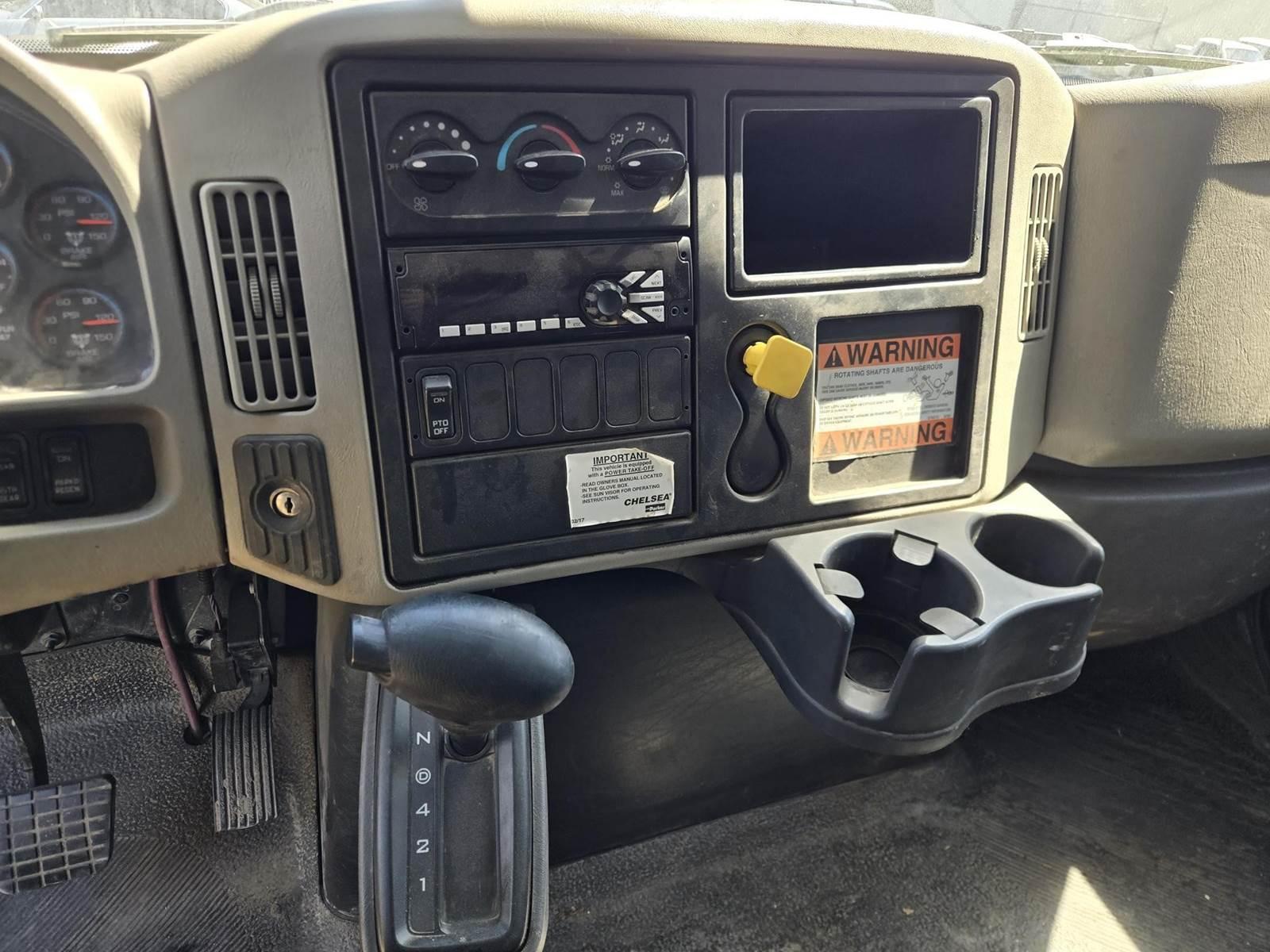 2020 International DuraStar 4300 Dump Truck - image 11