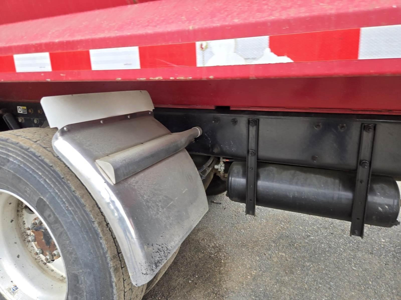 2013 Peterbilt 365 Dump Truck - image 6