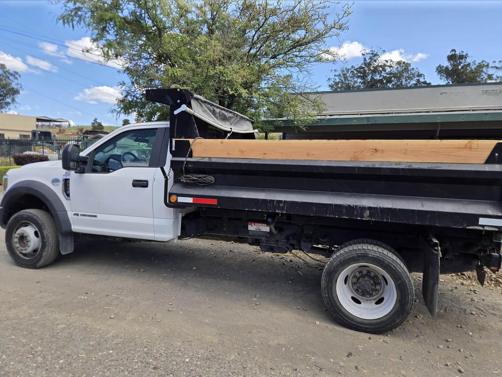 2019 Ford F-550 4x4 Dump Truck - image 18
