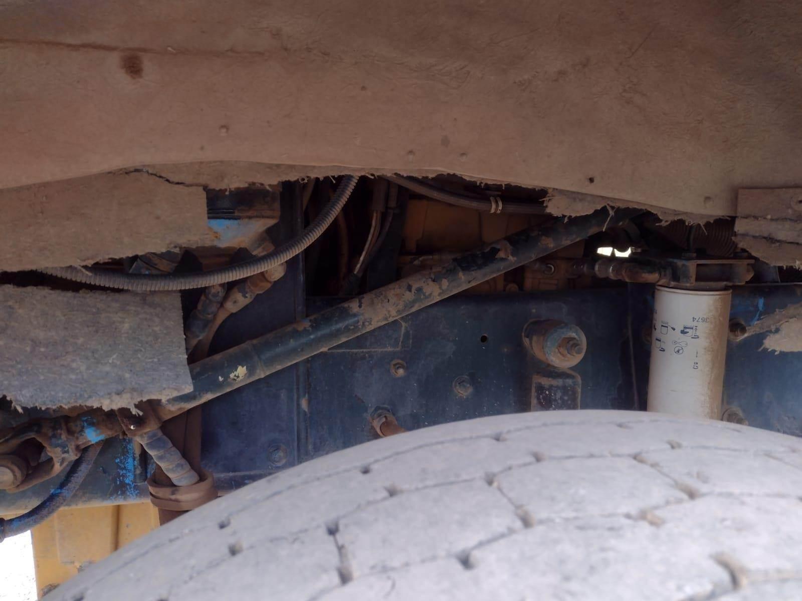 1995 Kenworth T800 Dump Truck - image 65