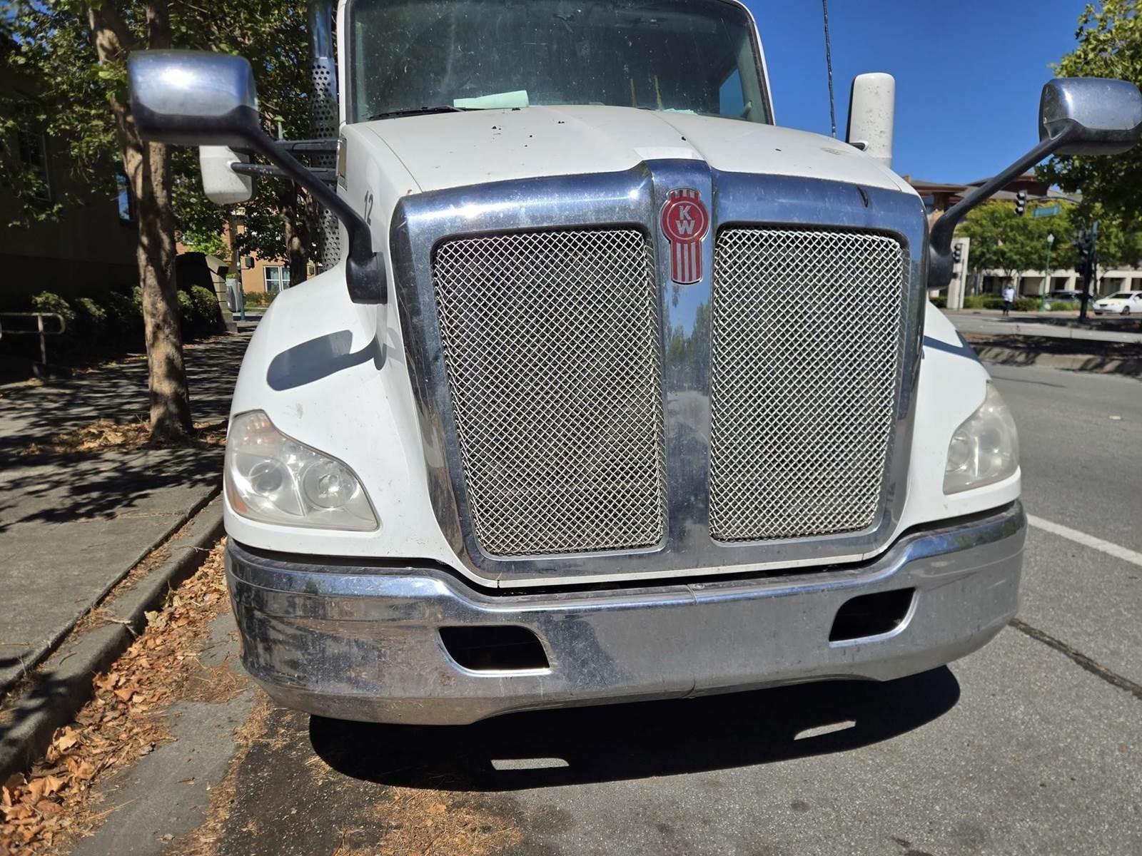 2018 Kenworth T680 Dump Truck - image 30