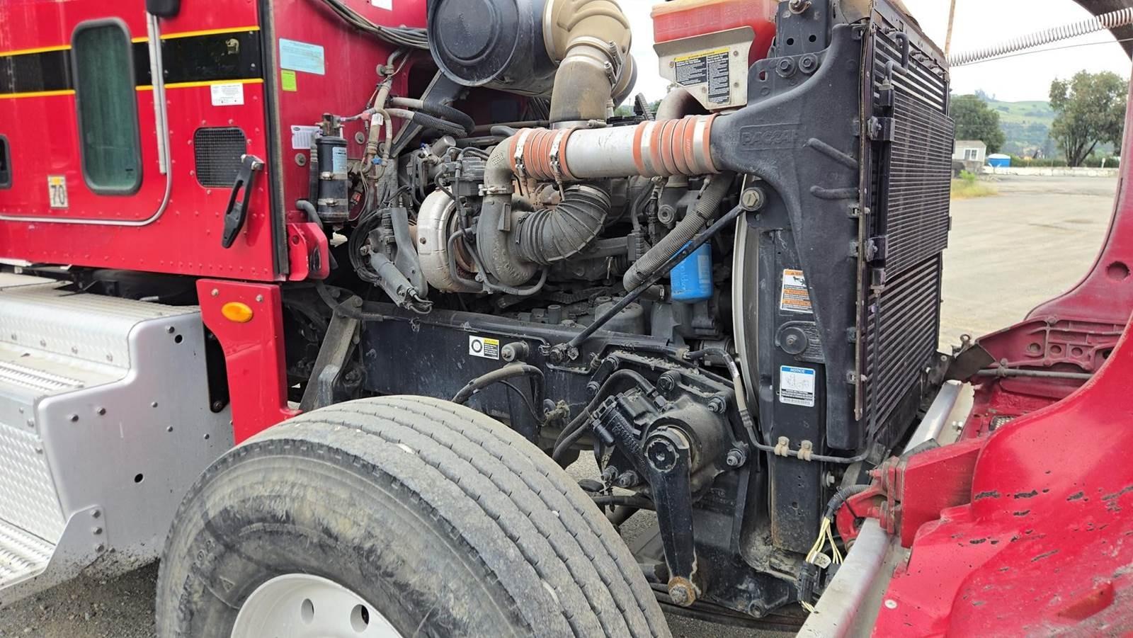2013 Peterbilt 365 Dump Truck - image 89