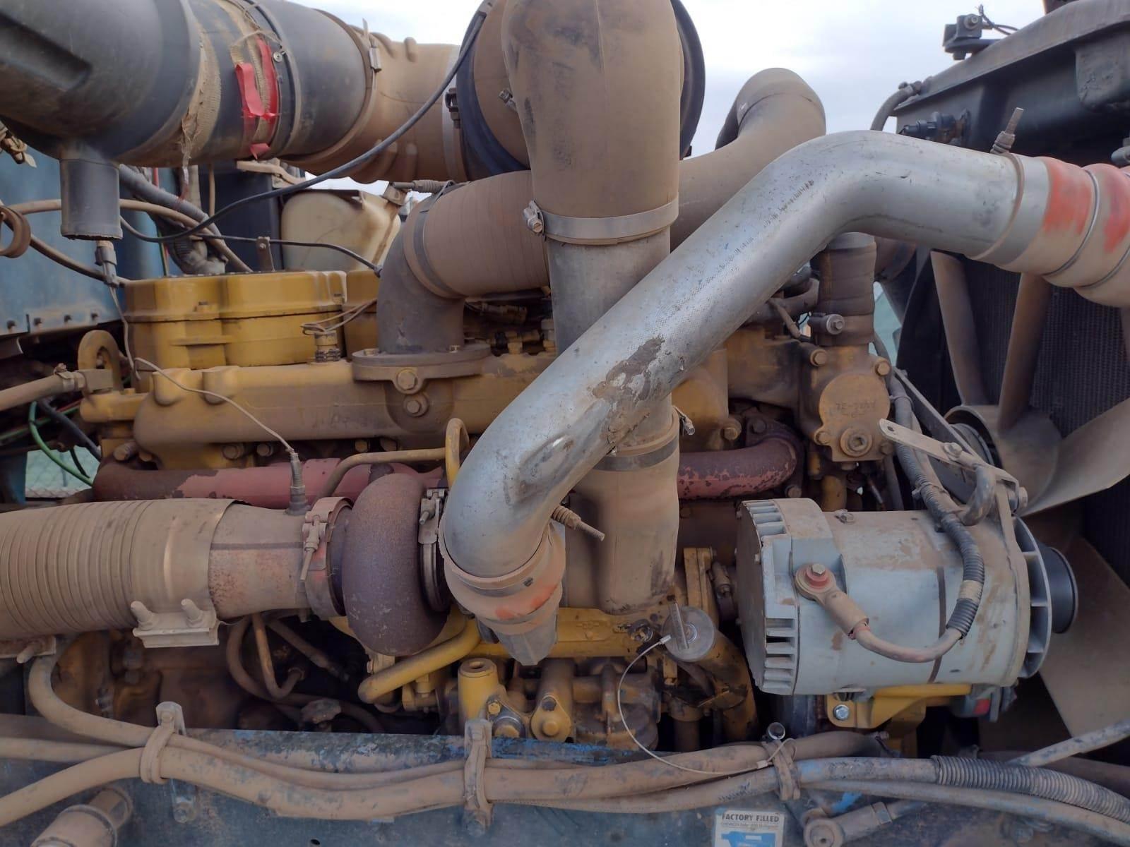 1995 Kenworth T800 Dump Truck - image 19