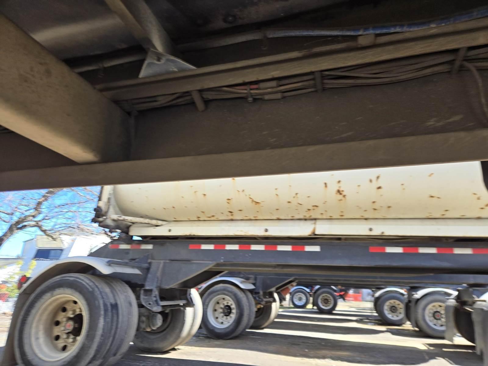 2015 Peterbilt 579 Dump Truck - image 26