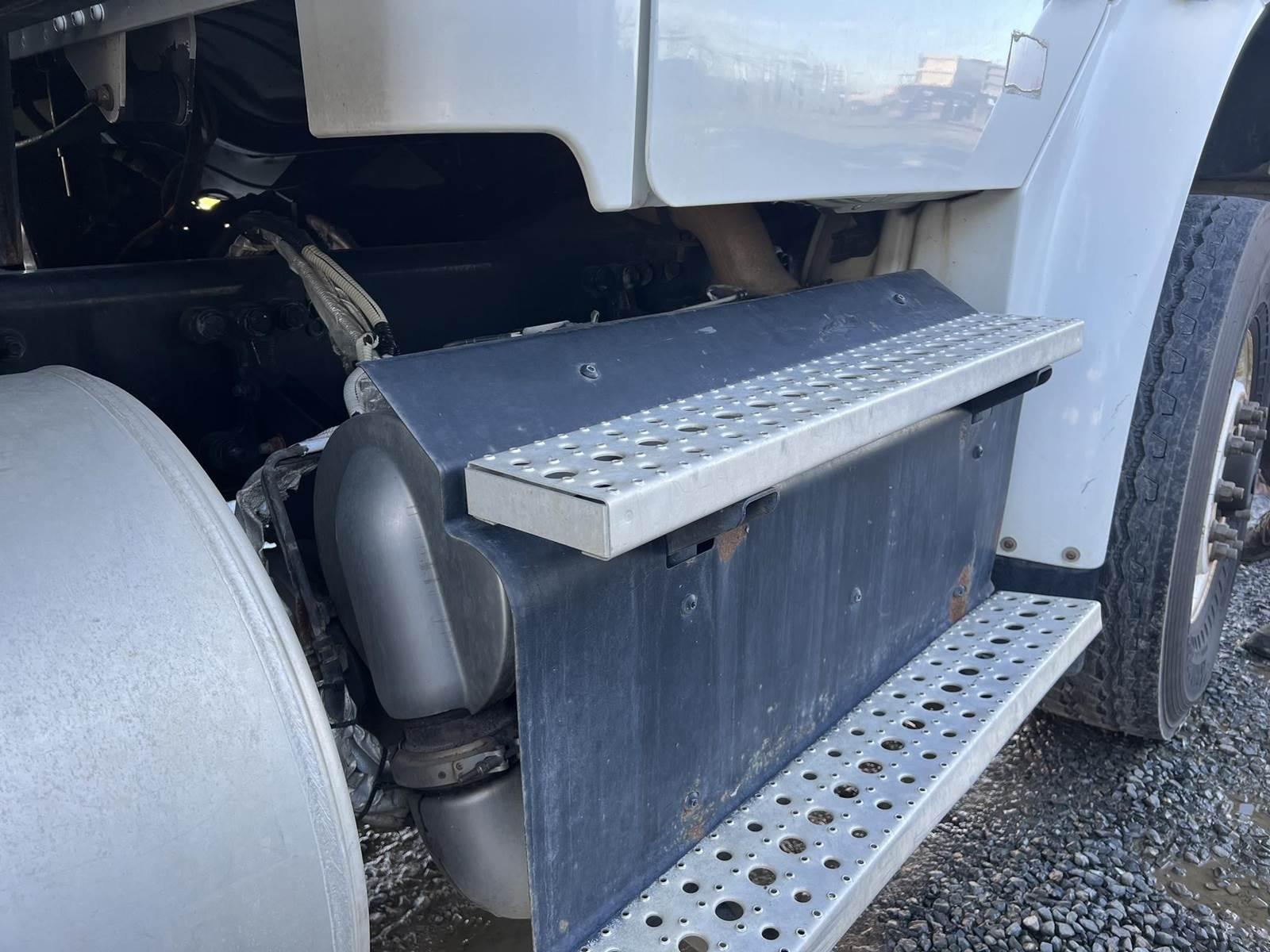 2014 Freightliner M2 106 Dump Truck - image 27