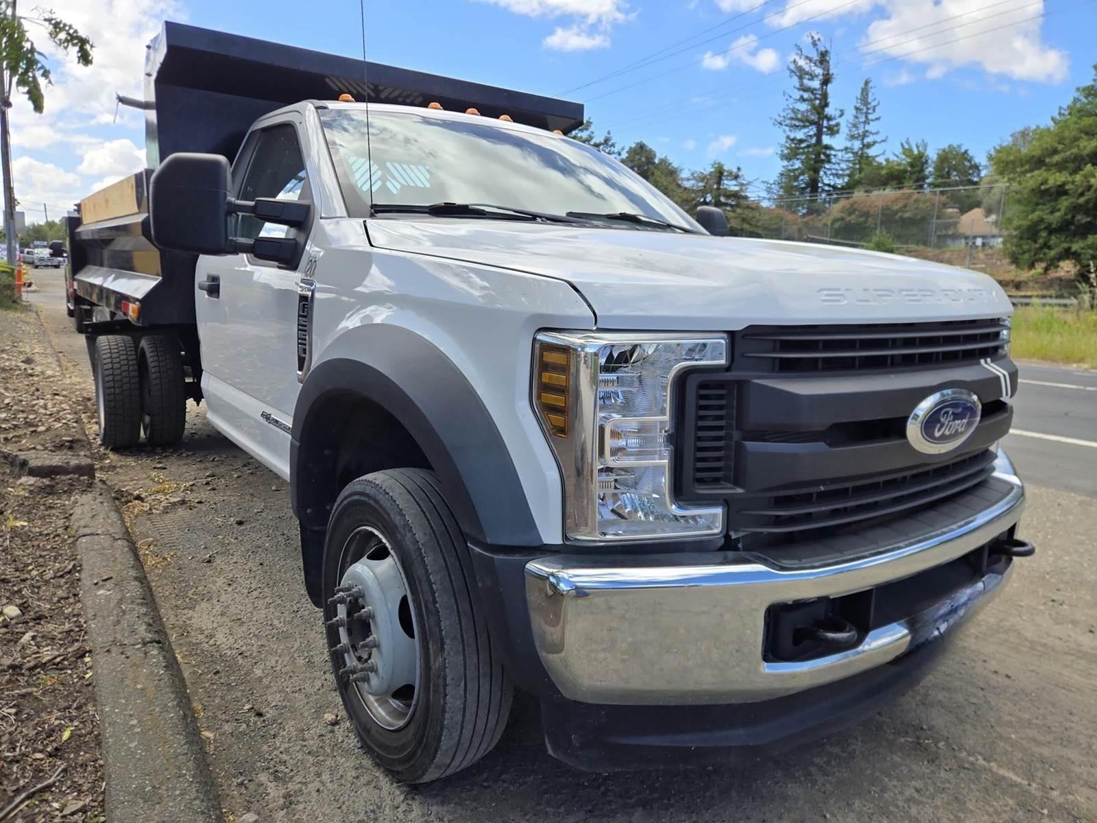 2019 Ford F-550 4x4 Dump Truck - image 4