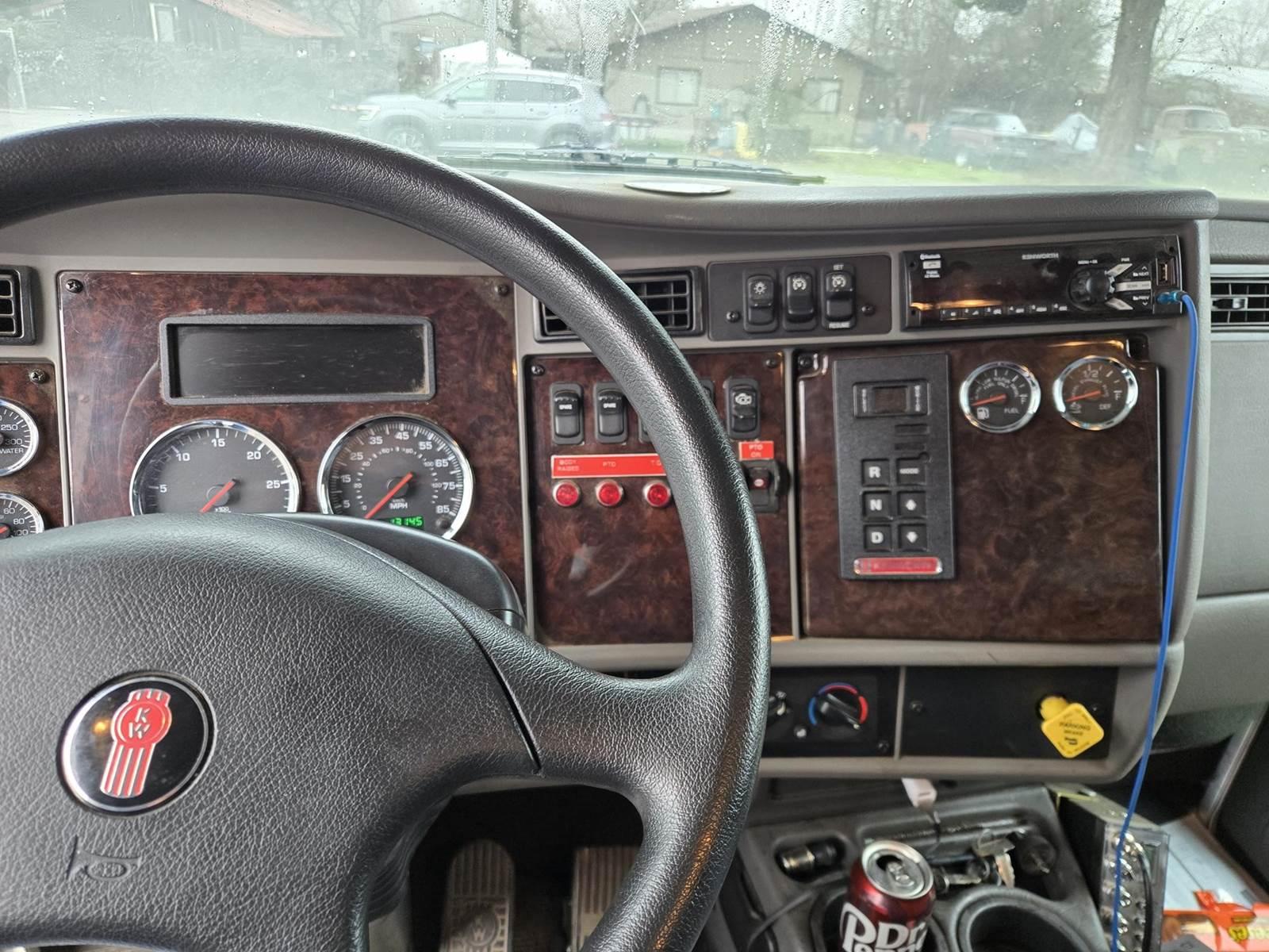 2020 Kenworth T270 Dump Truck - image 36