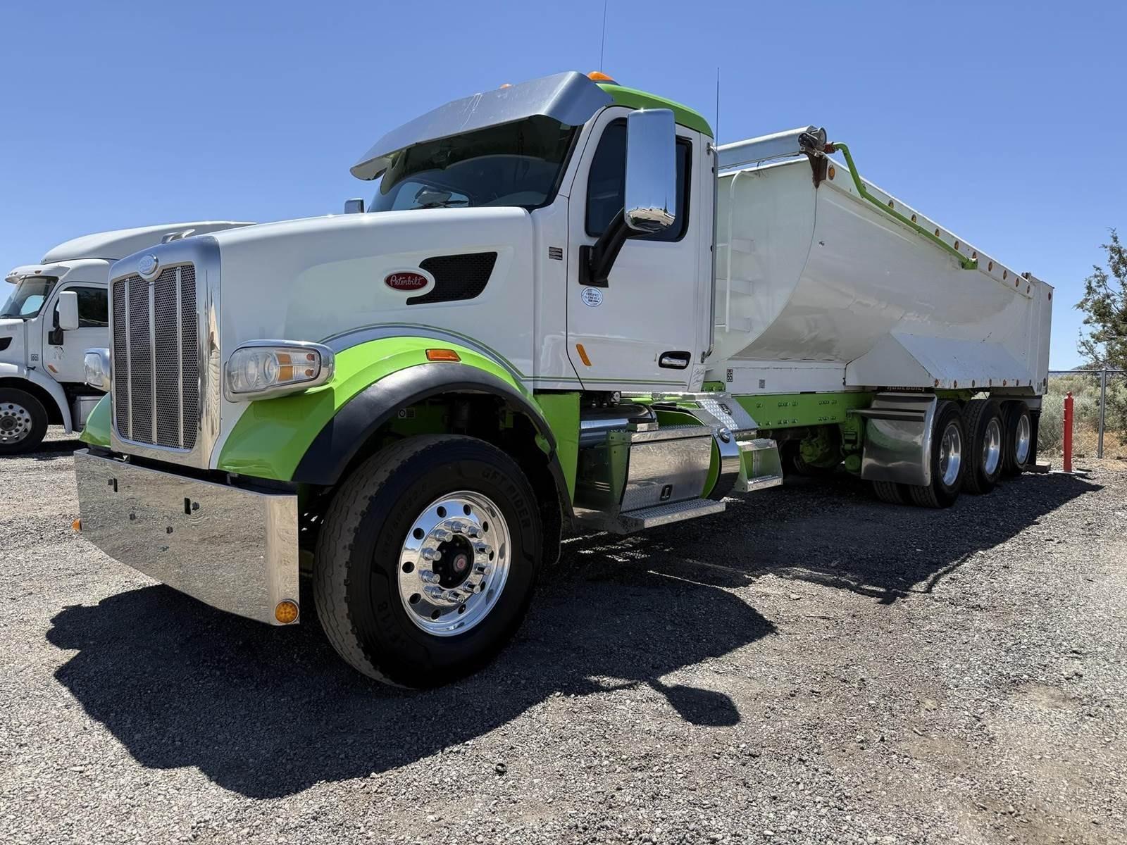 2020 Peterbilt 567 Dump Truck - image 2