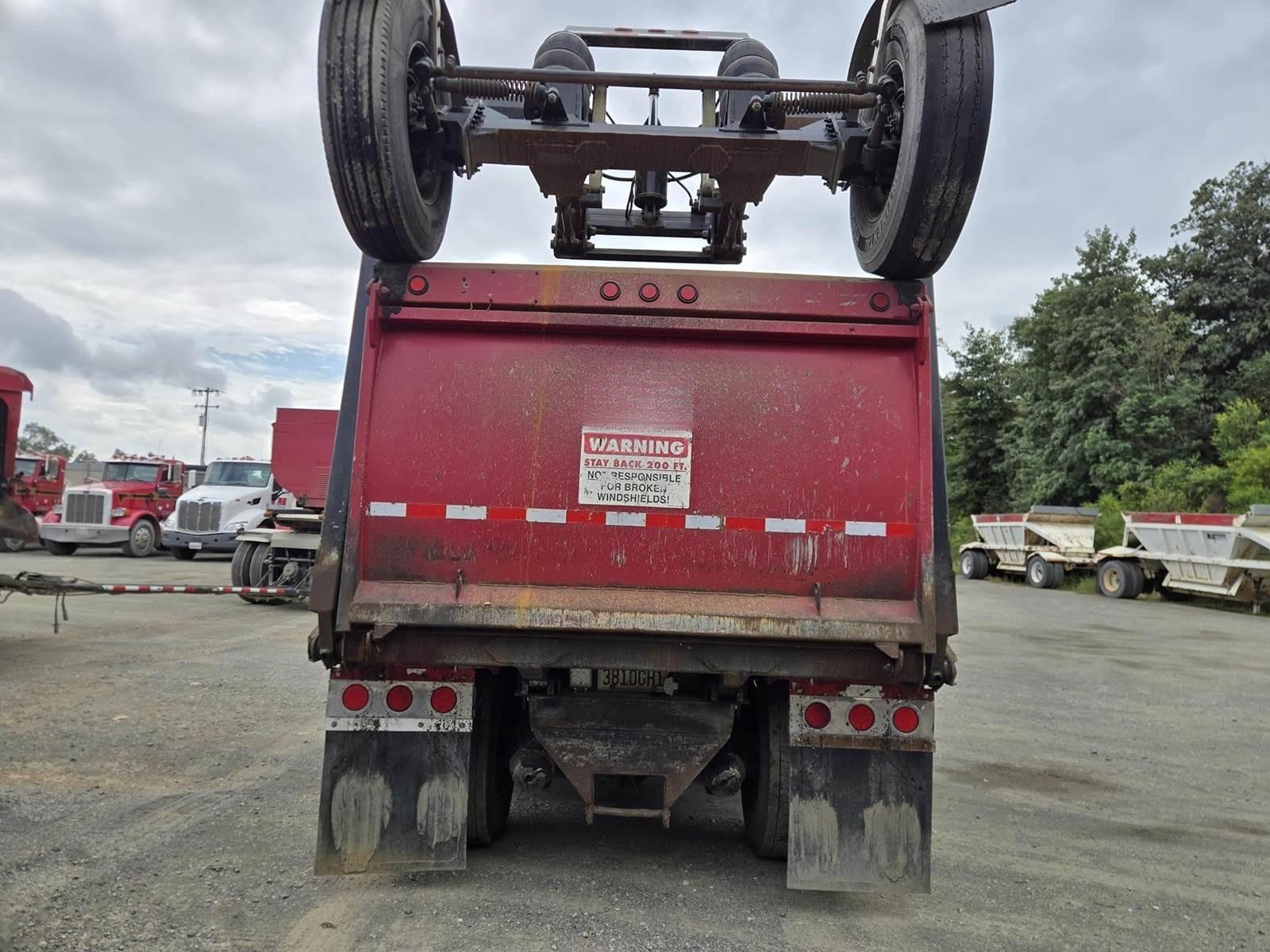 2013 Peterbilt 365 Dump Truck - image 14