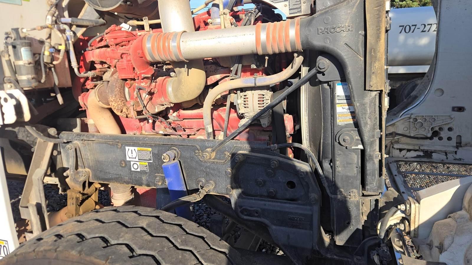 2018 Peterbilt 367 Dump Truck - image 36