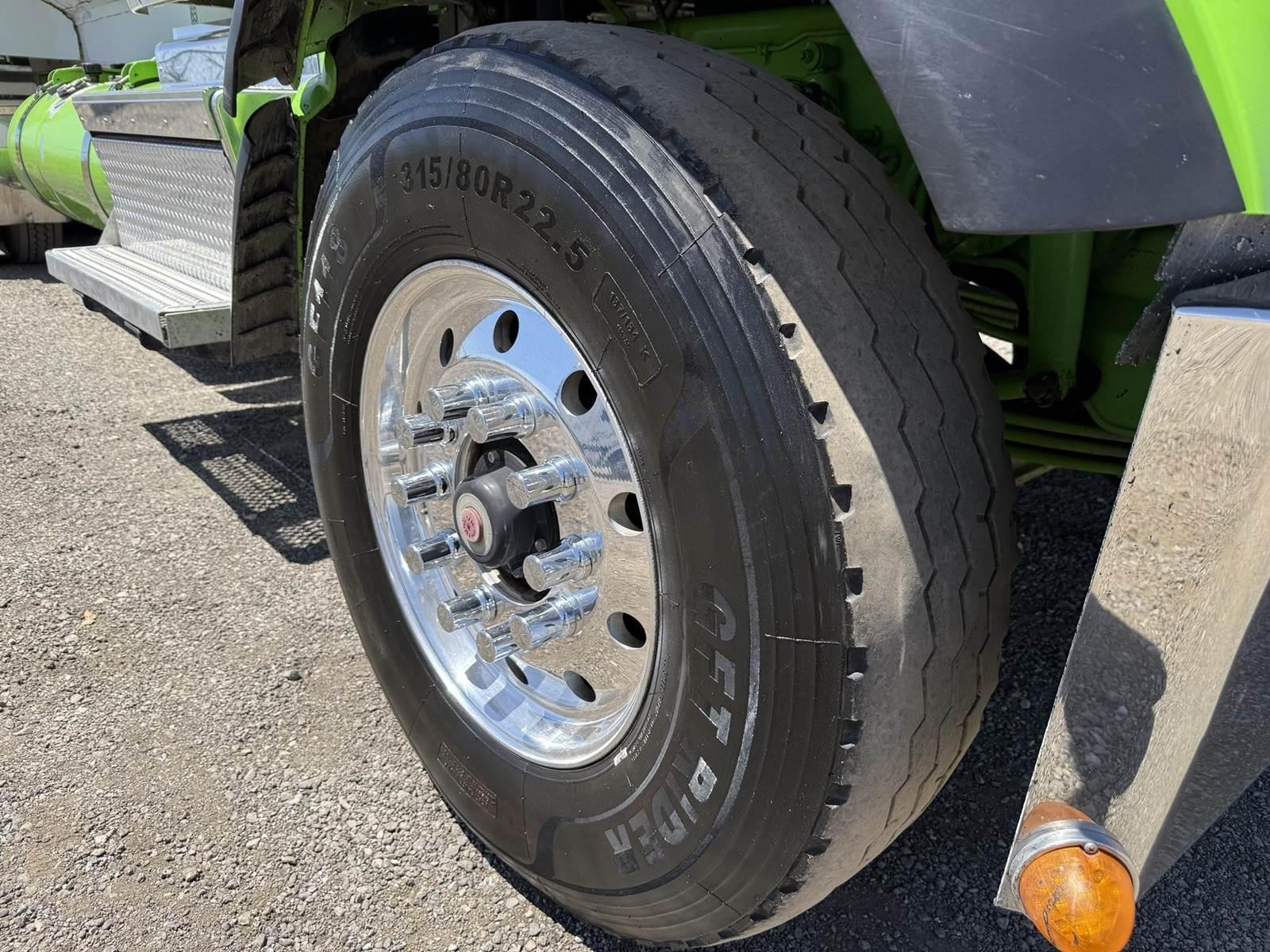 2020 Peterbilt 567 Dump Truck - image 13