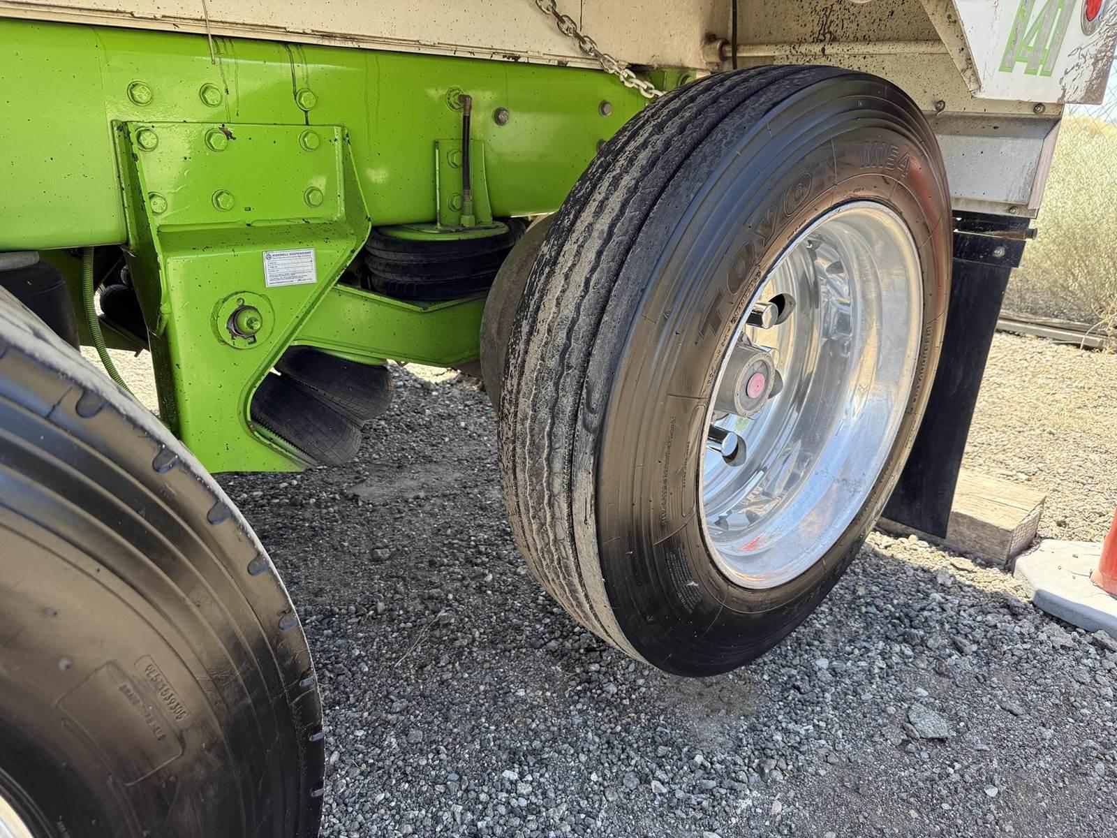 2020 Peterbilt 567 Dump Truck - image 10