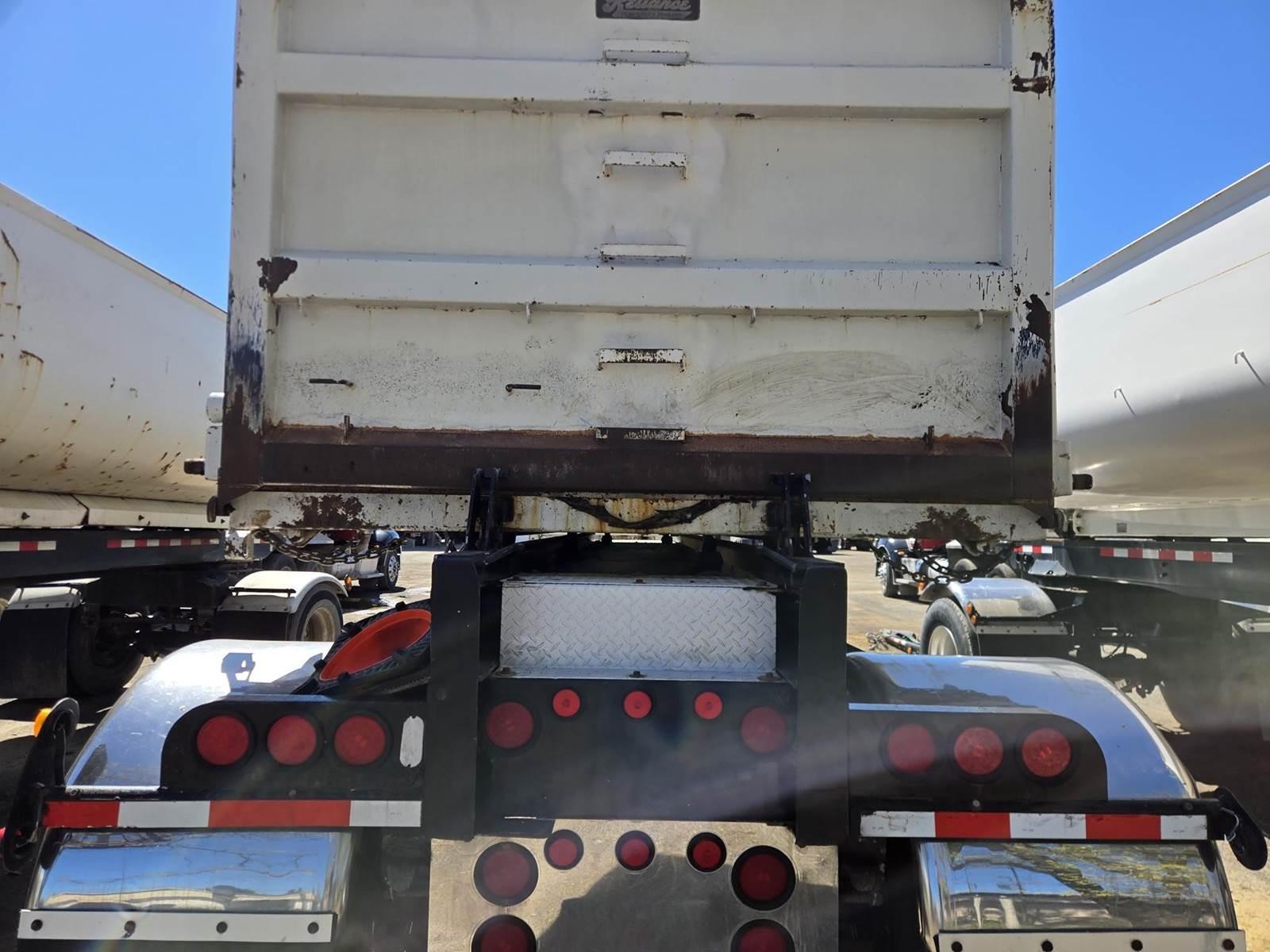 2015 Peterbilt 579 Dump Truck - image 30