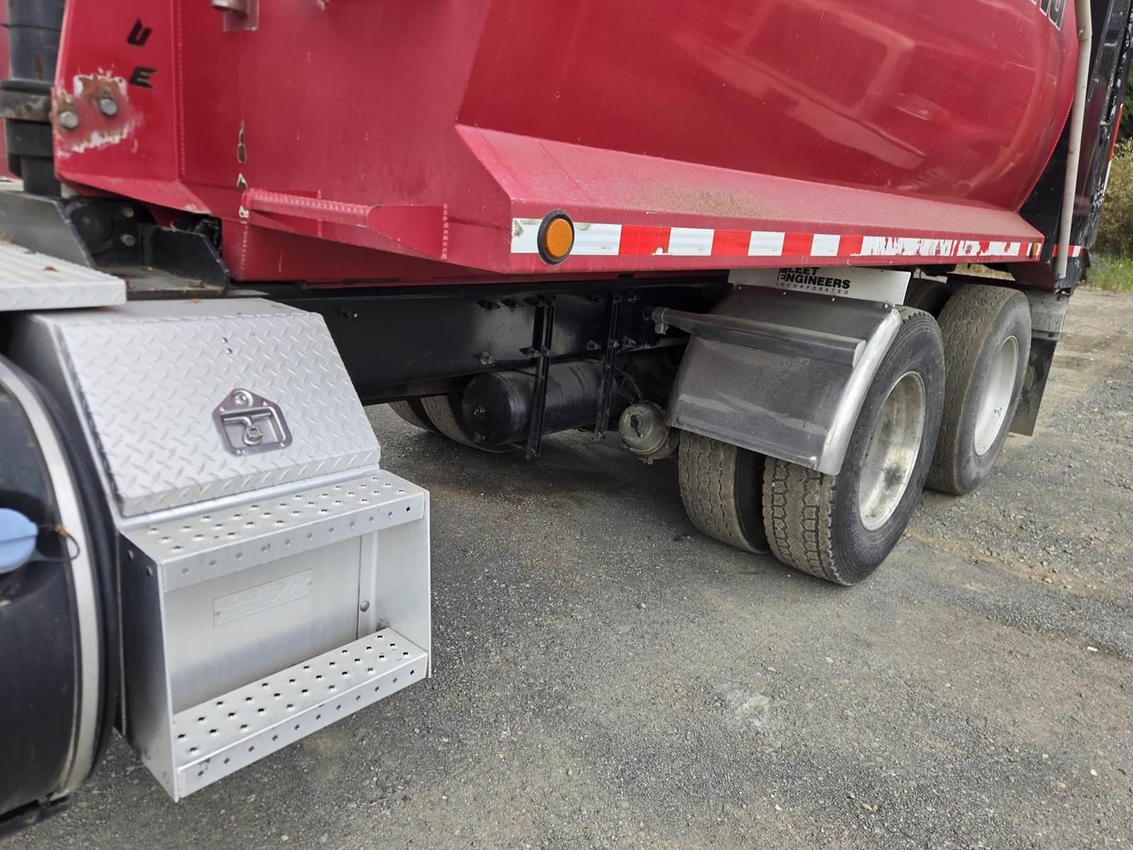 2013 Peterbilt 365 Dump Truck - image 43