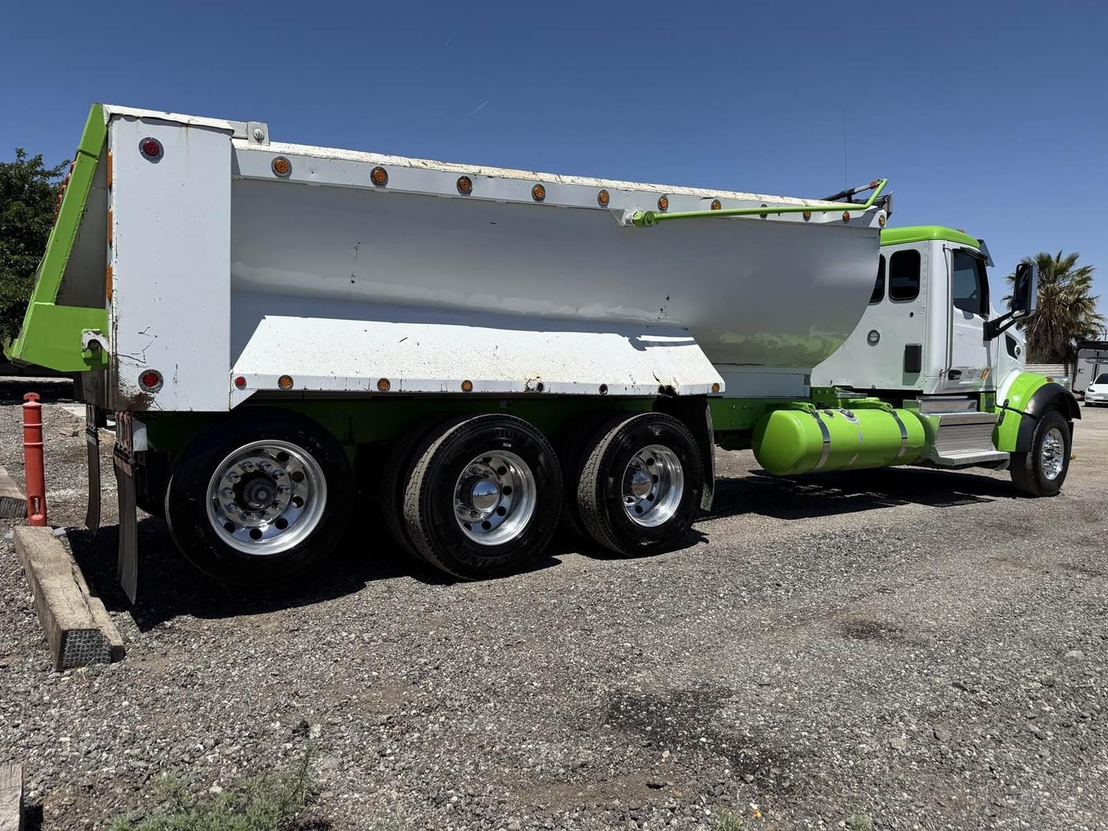2020 Peterbilt 567 Dump Truck - image 7
