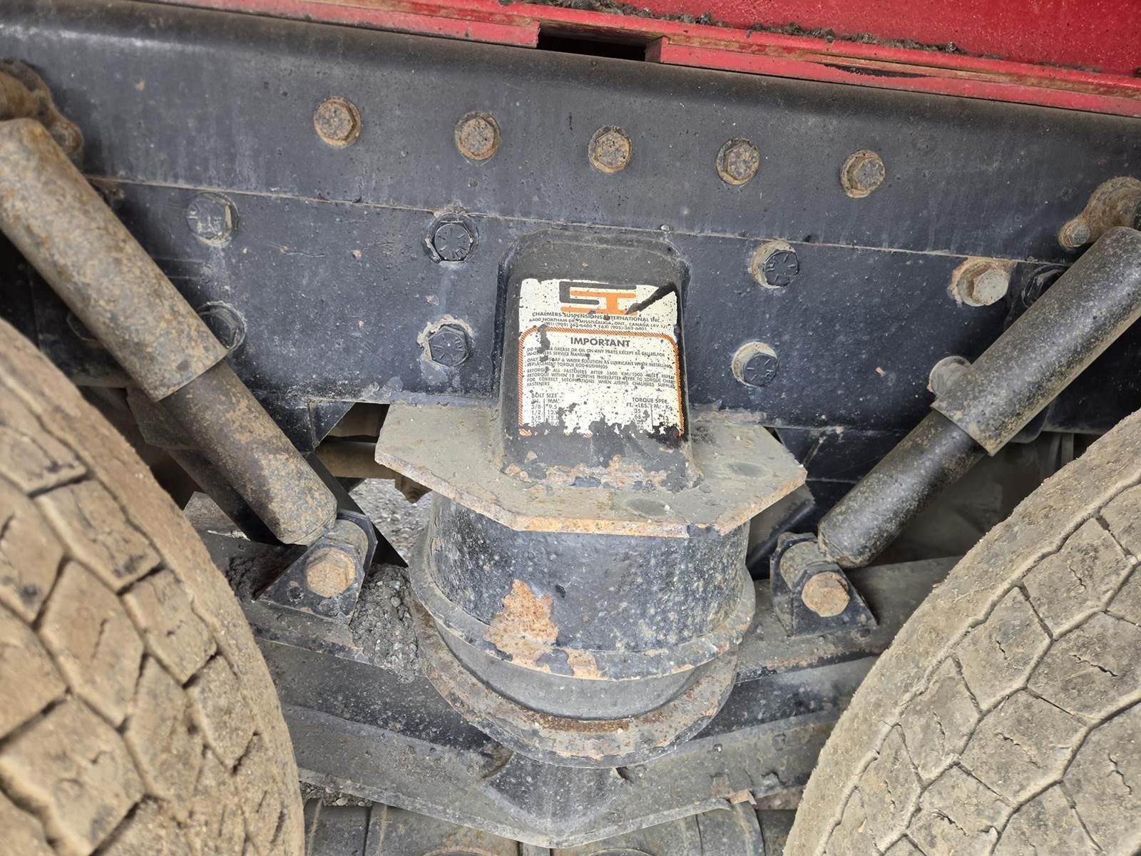 2014 Peterbilt 365 Dump Truck - image 36