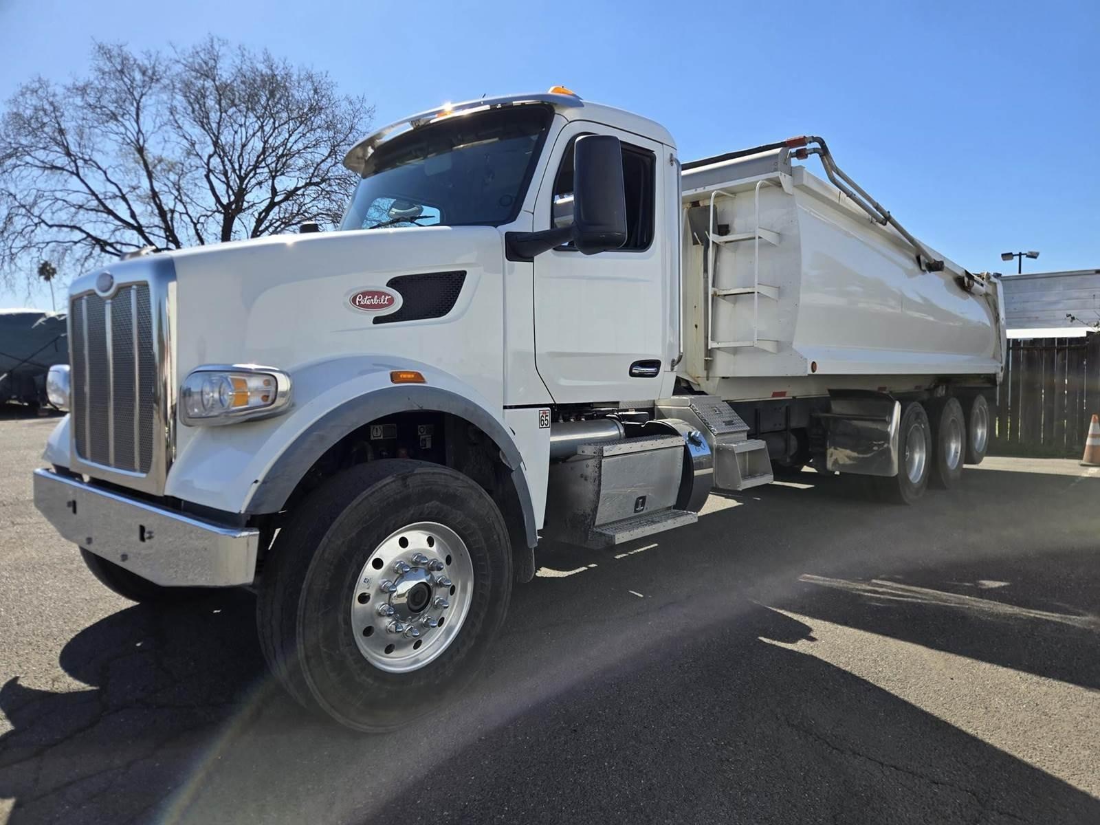 2023 Peterbilt 567 Dump Truck - image 2