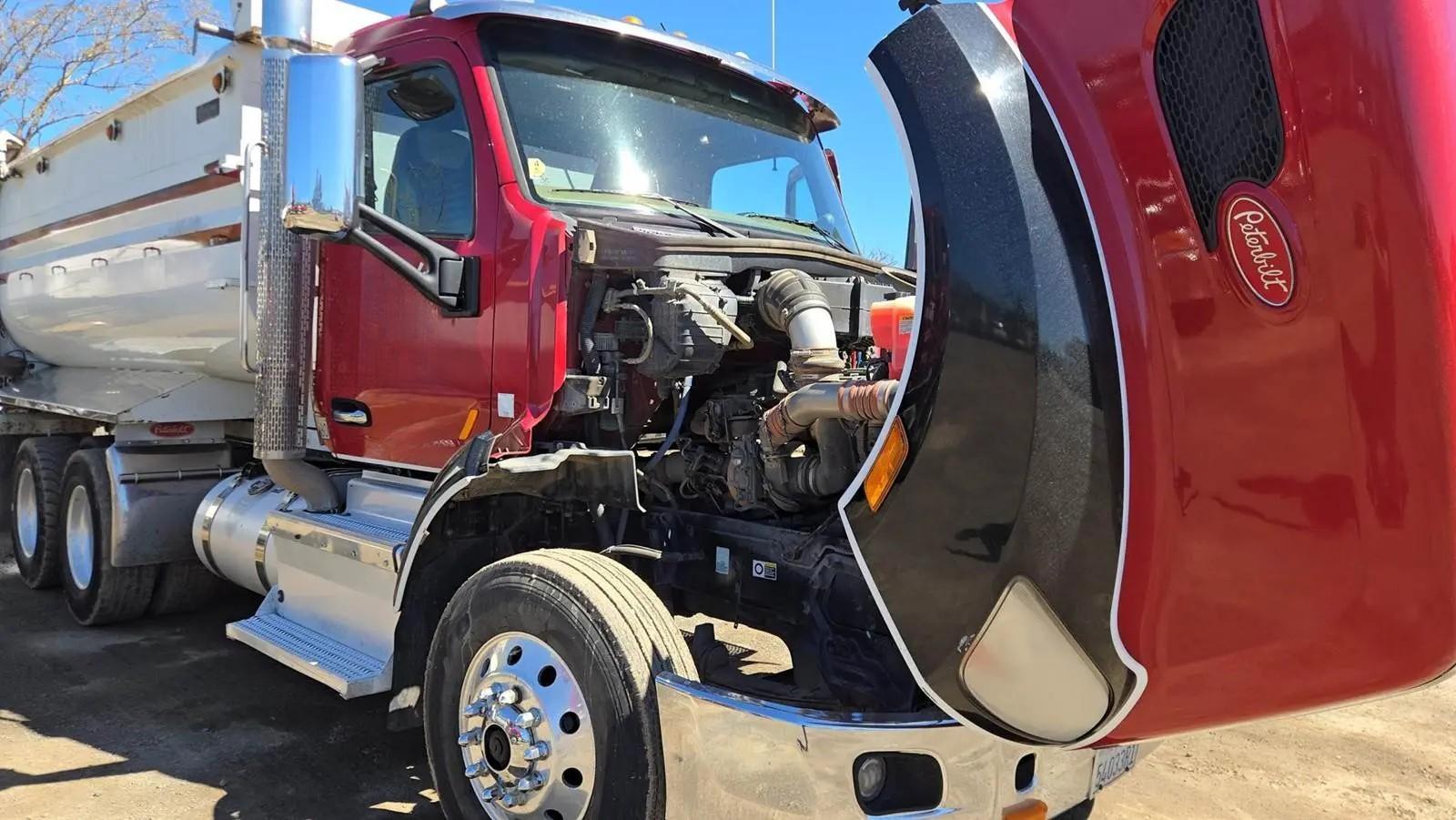 2015 Peterbilt 579 Dump Truck - image 91