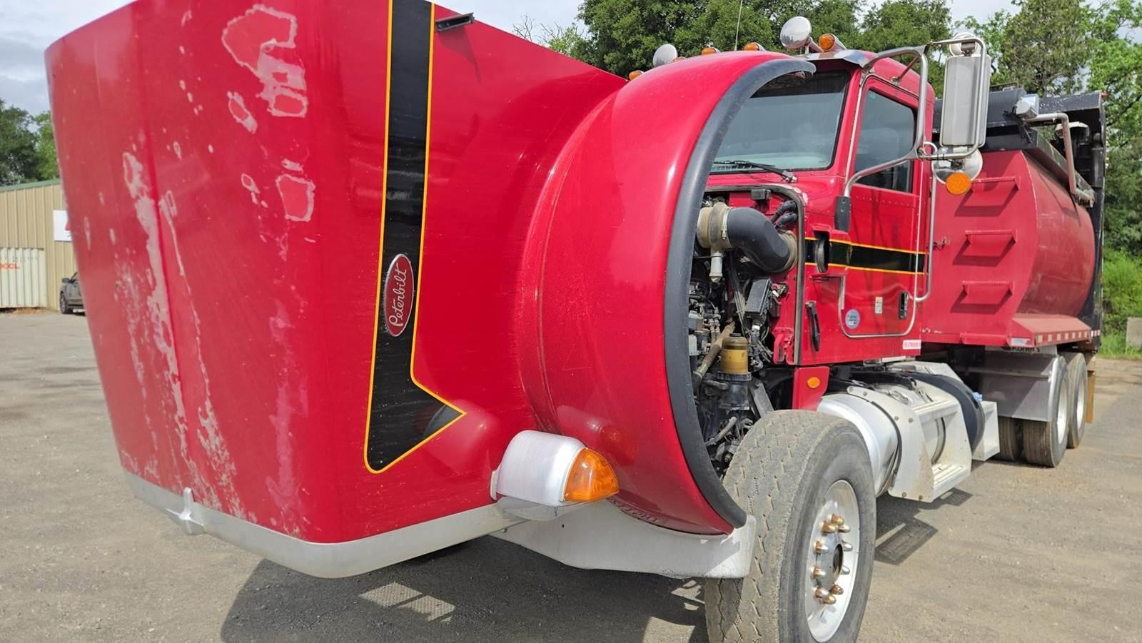 2014 Peterbilt 365 Dump Truck - image 60