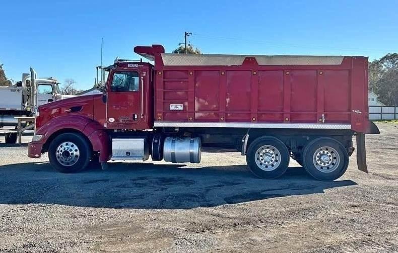 2012 Peterbilt 386 Dump Truck - image 1