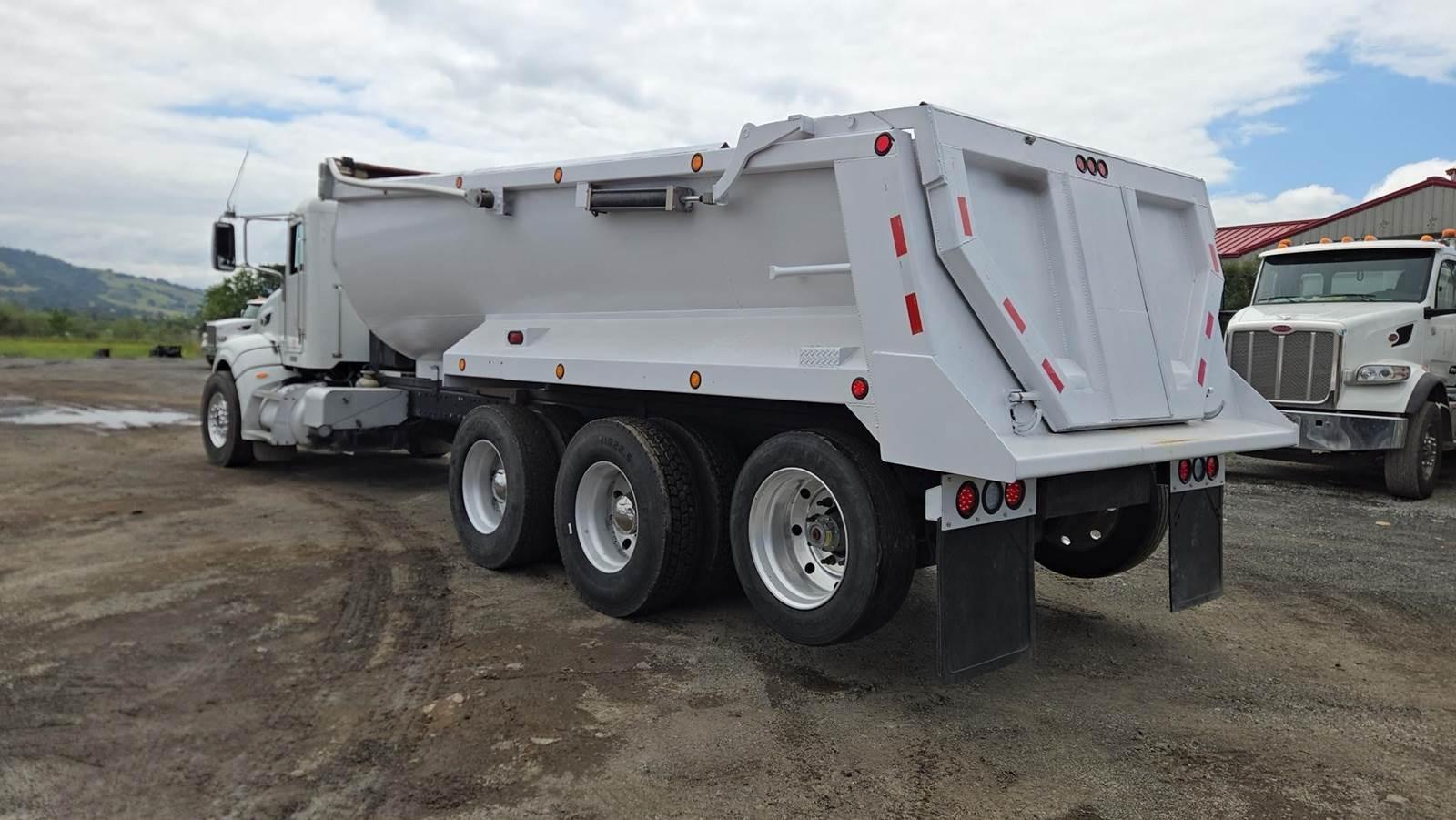 2013 Peterbilt 386 Dump Truck - image 22