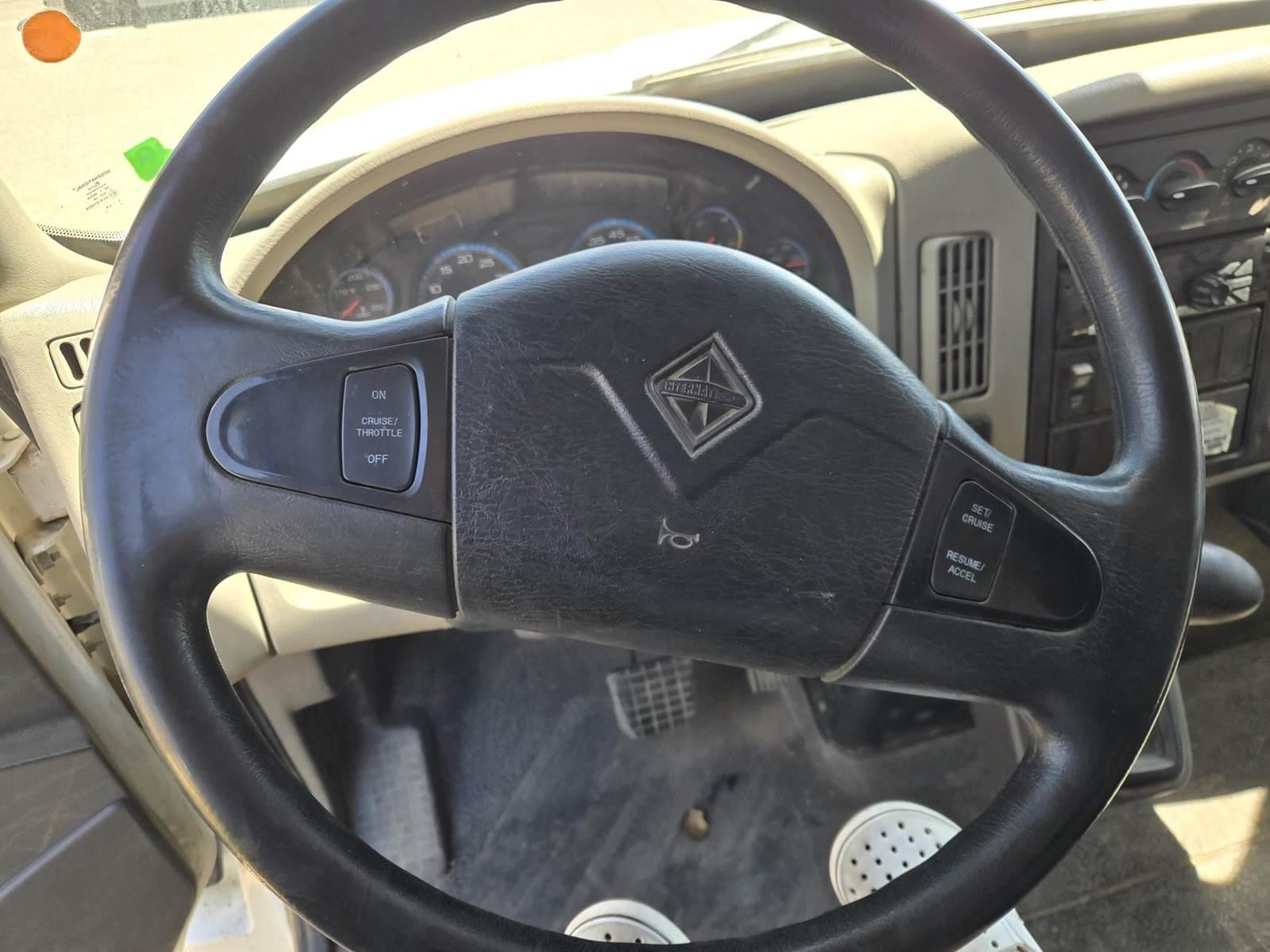 2020 International DuraStar 4300 Dump Truck - image 13
