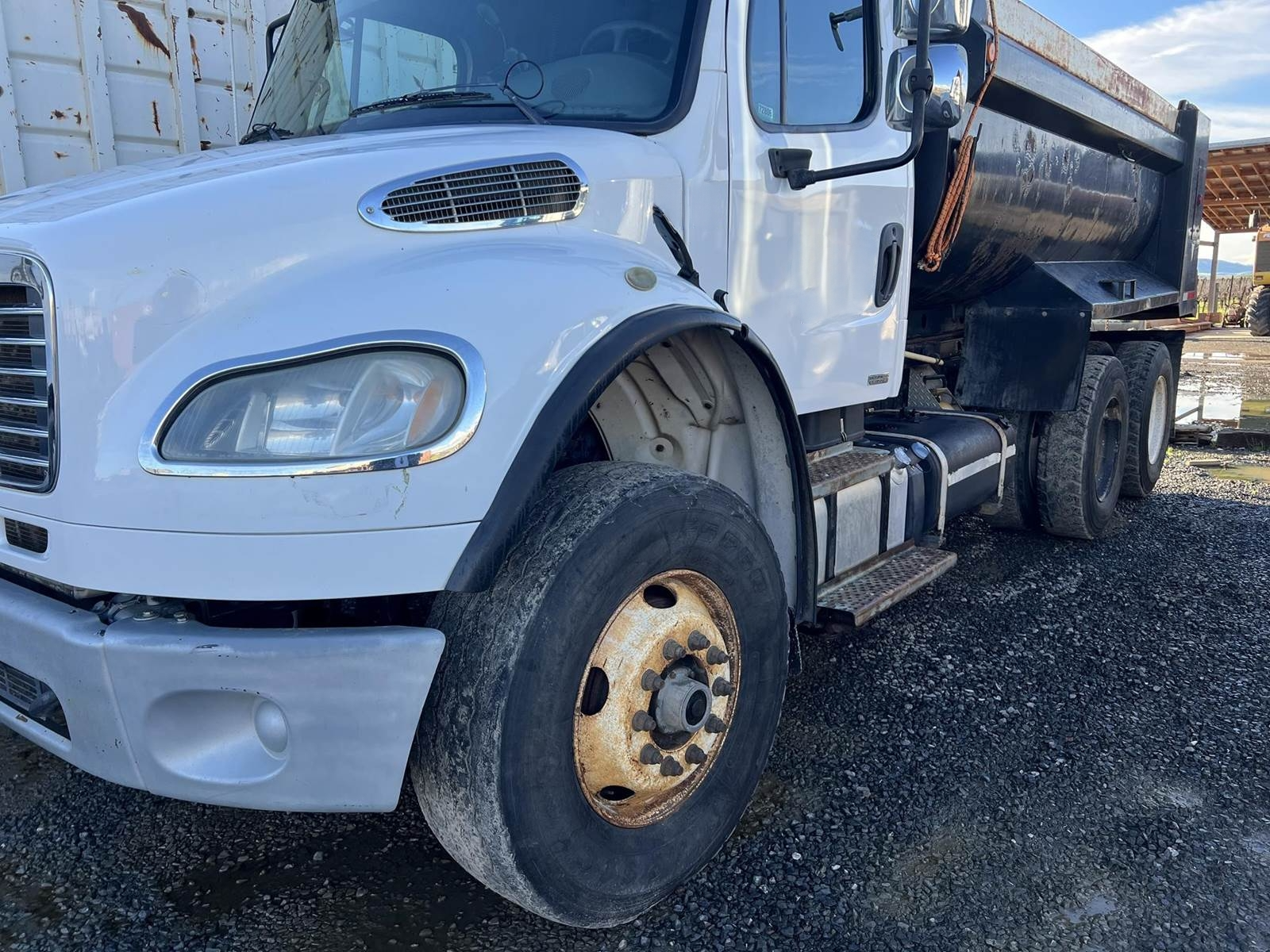 2012 Freightliner M2 106 Dump Truck - image 2
