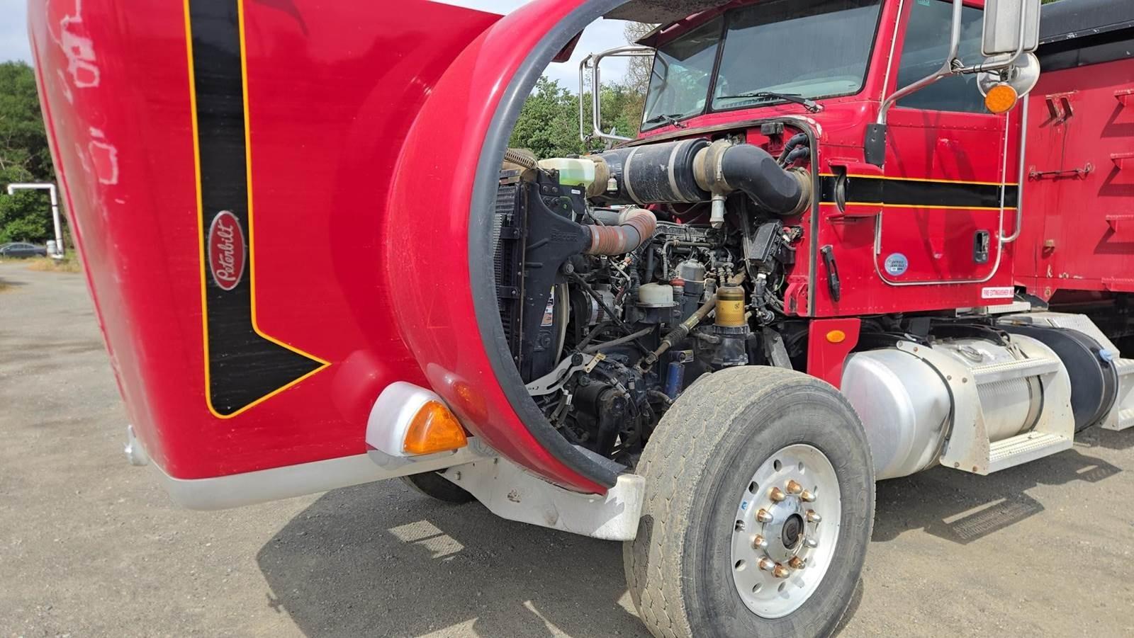 2014 Peterbilt 365 Dump Truck - image 59