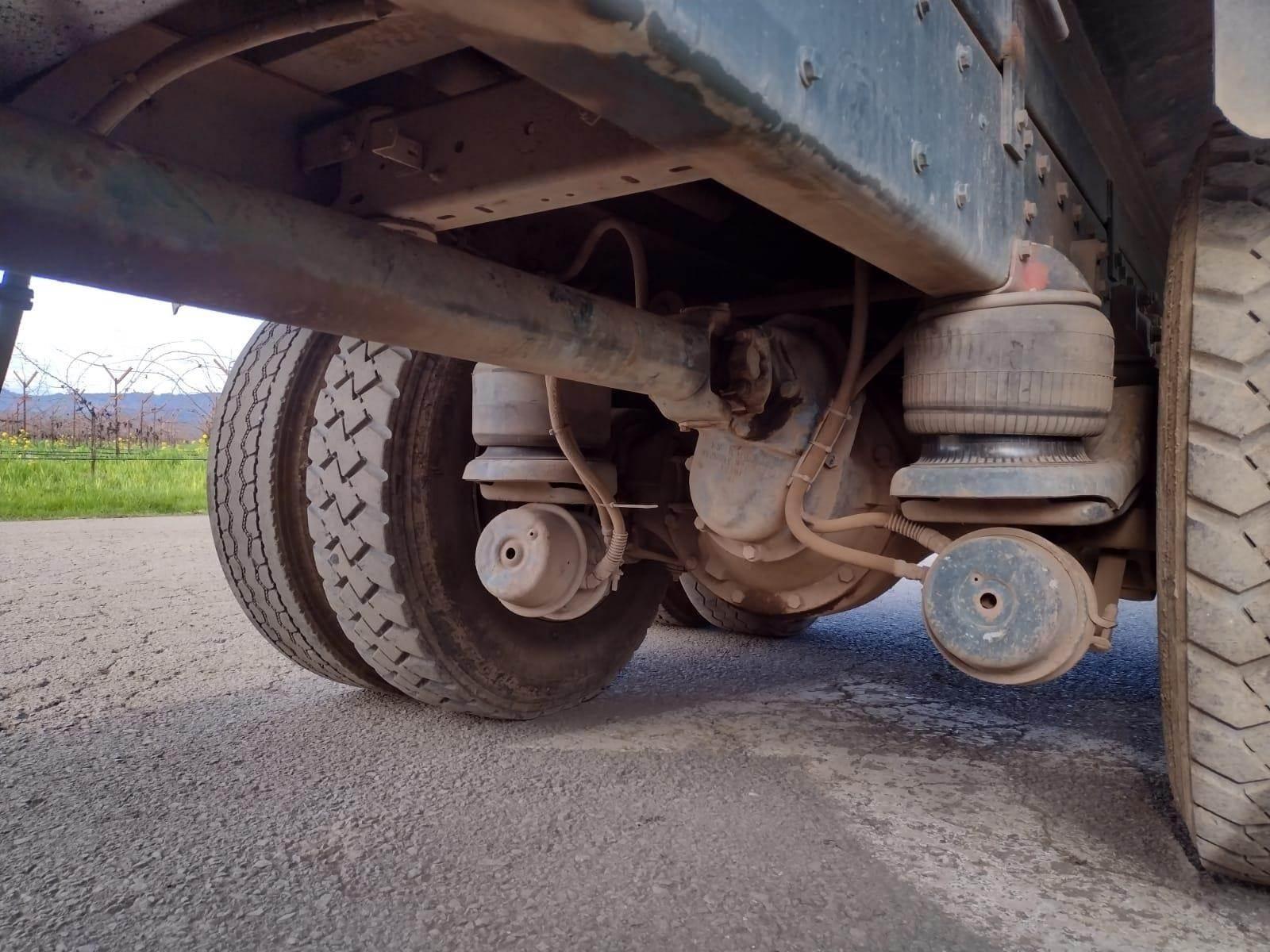 1995 Kenworth T800 Dump Truck - image 70