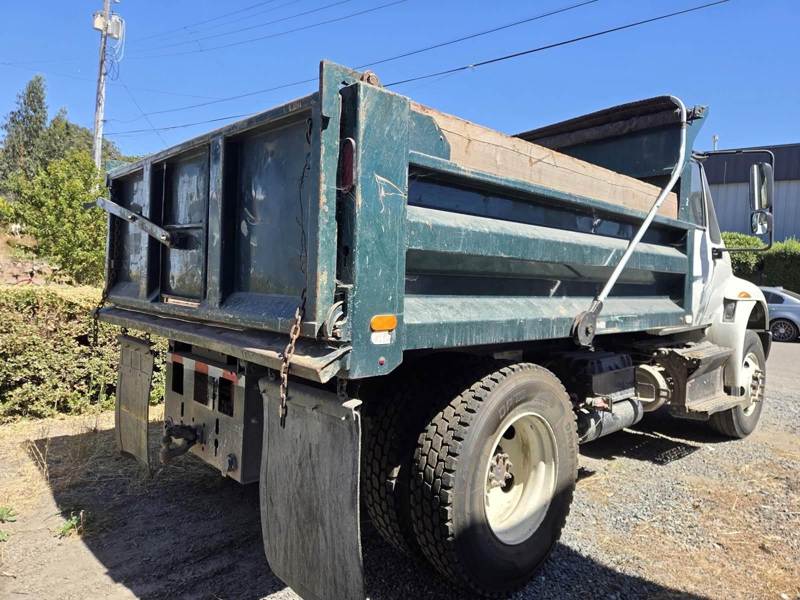2020 International DuraStar 4300 Dump Truck - image 15