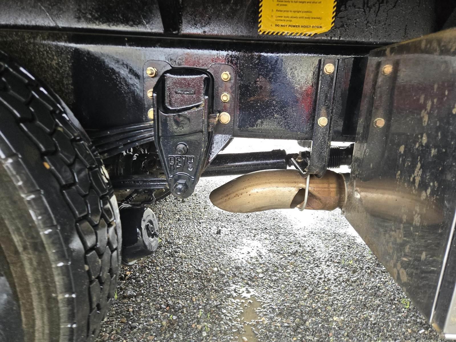 2020 Kenworth T270 Dump Truck - image 18